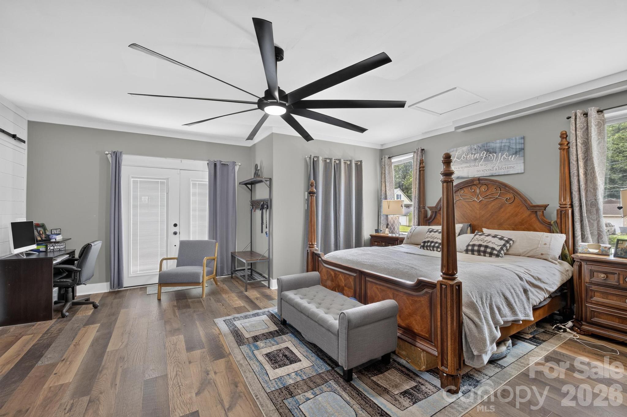 922 Plantation Drive — Lenoir