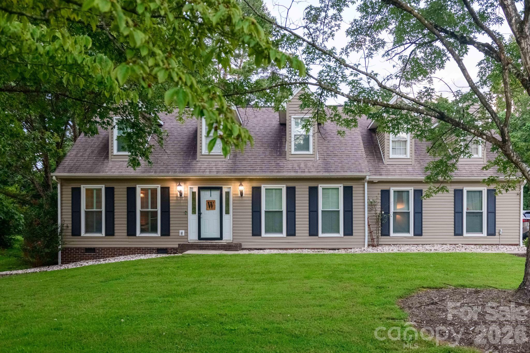922 Plantation Drive — Lenoir