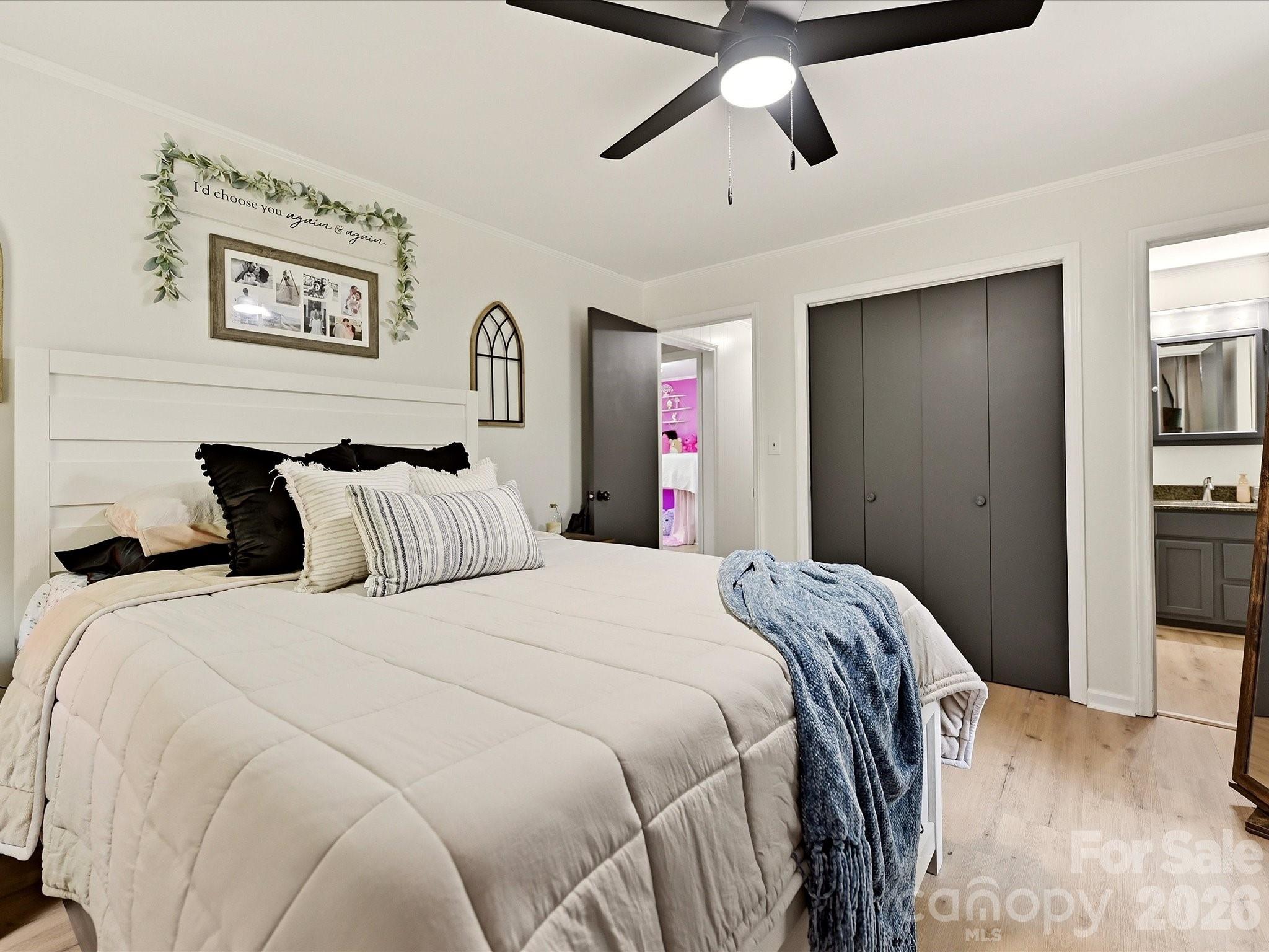513 Paradise Circle — Belmont