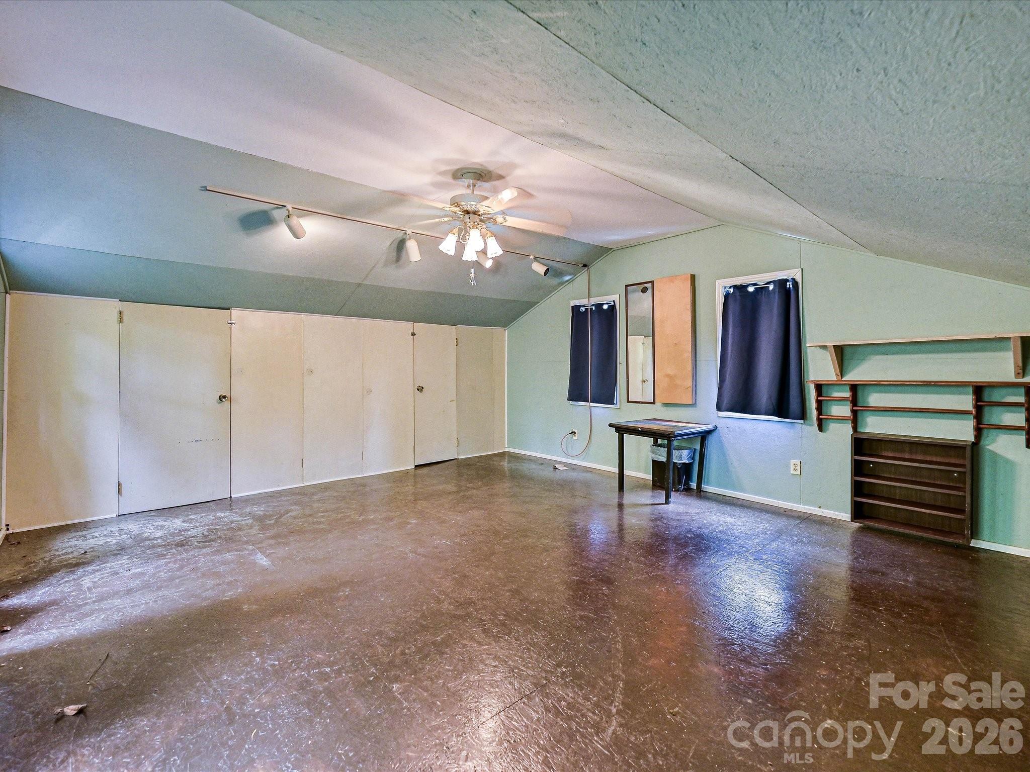 513 Paradise Circle — Belmont