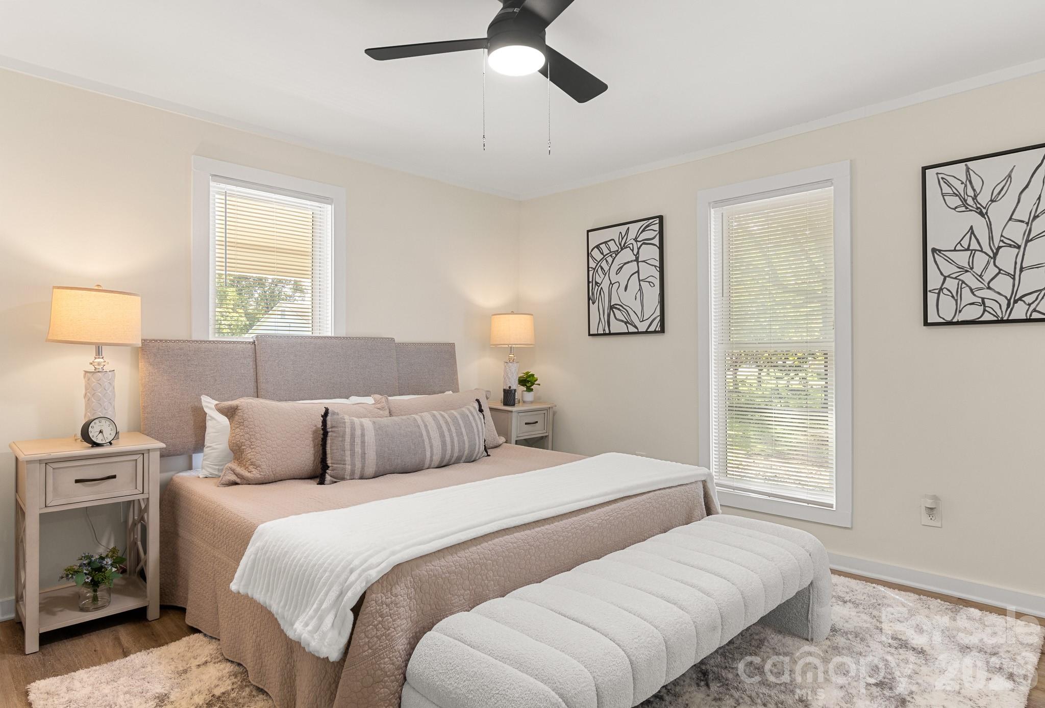 238 37th Street SW — Hickory