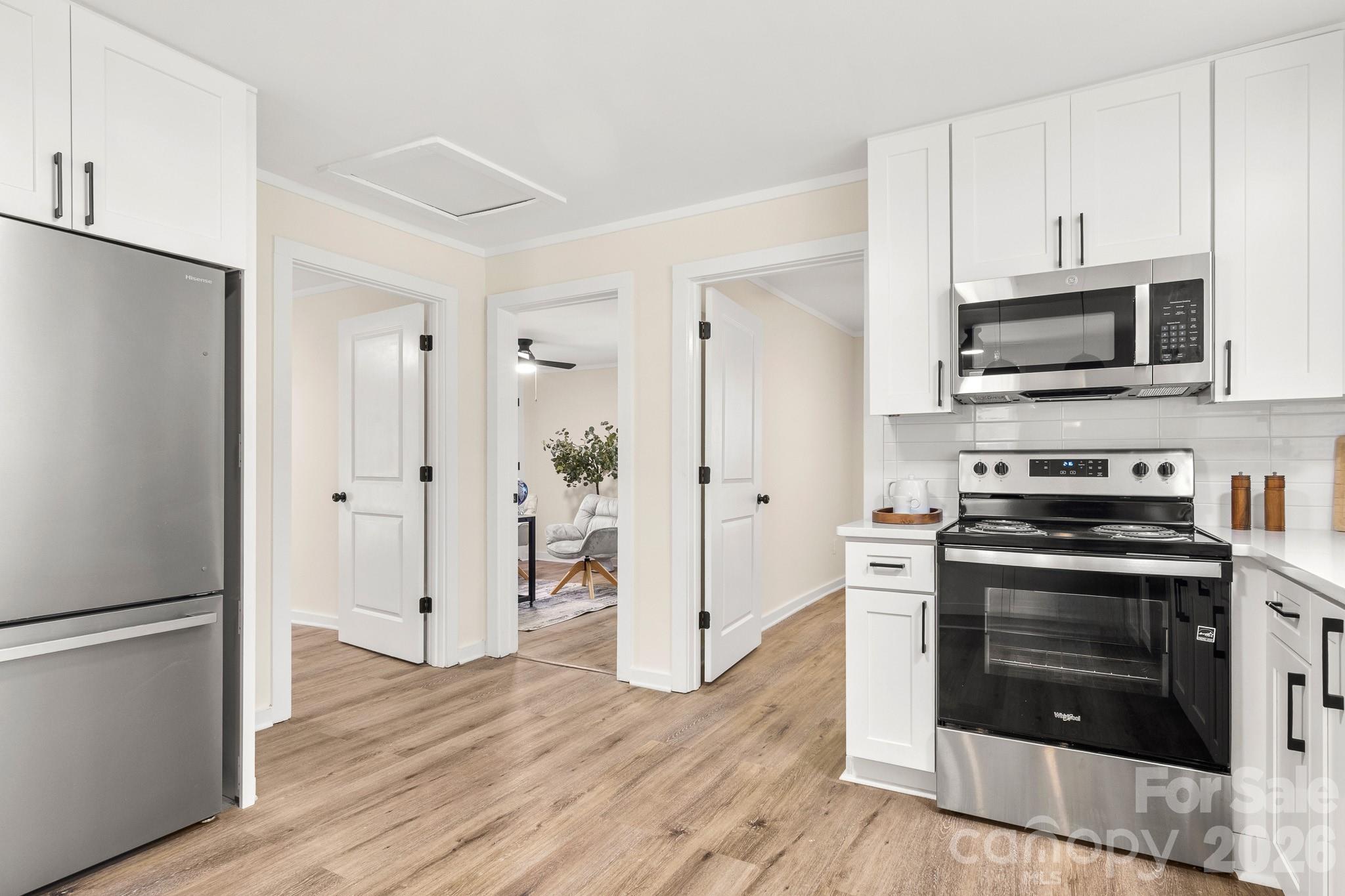238 37th Street SW — Hickory