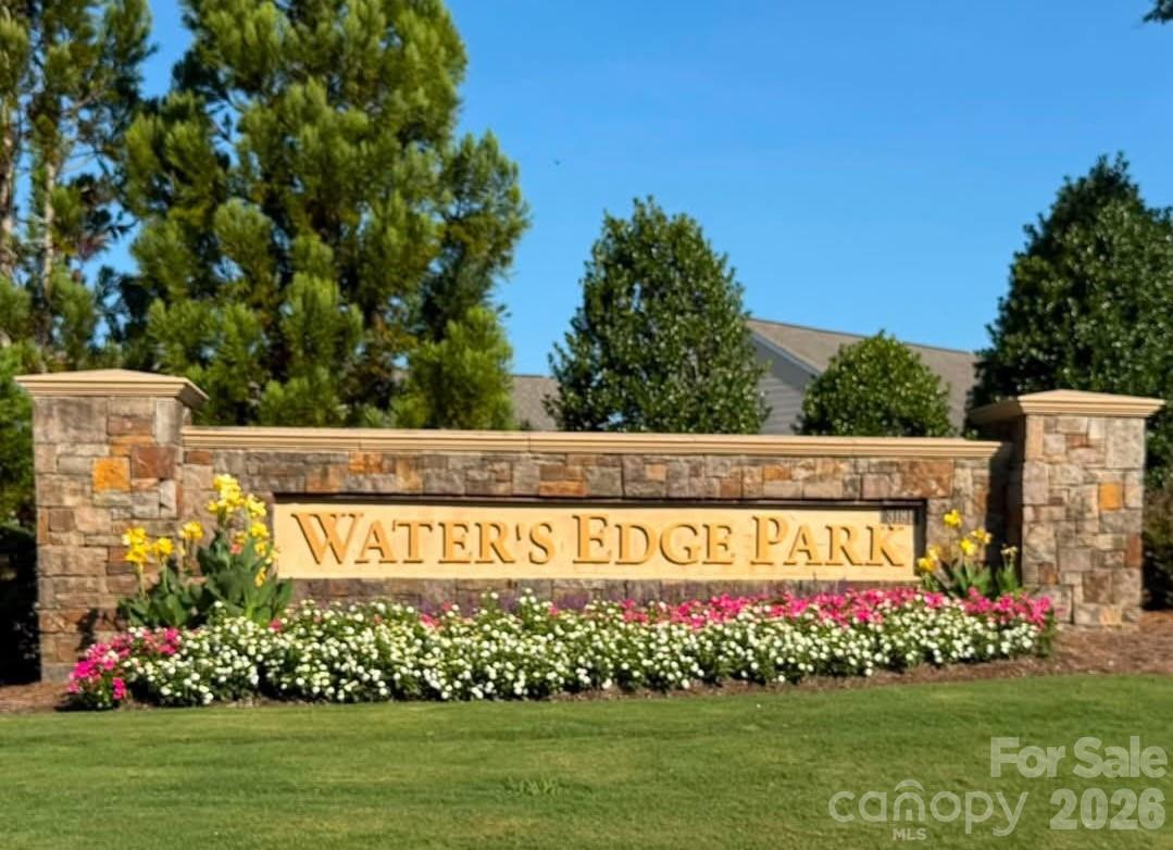 20246 Dovekie Lane — Fort Mill
