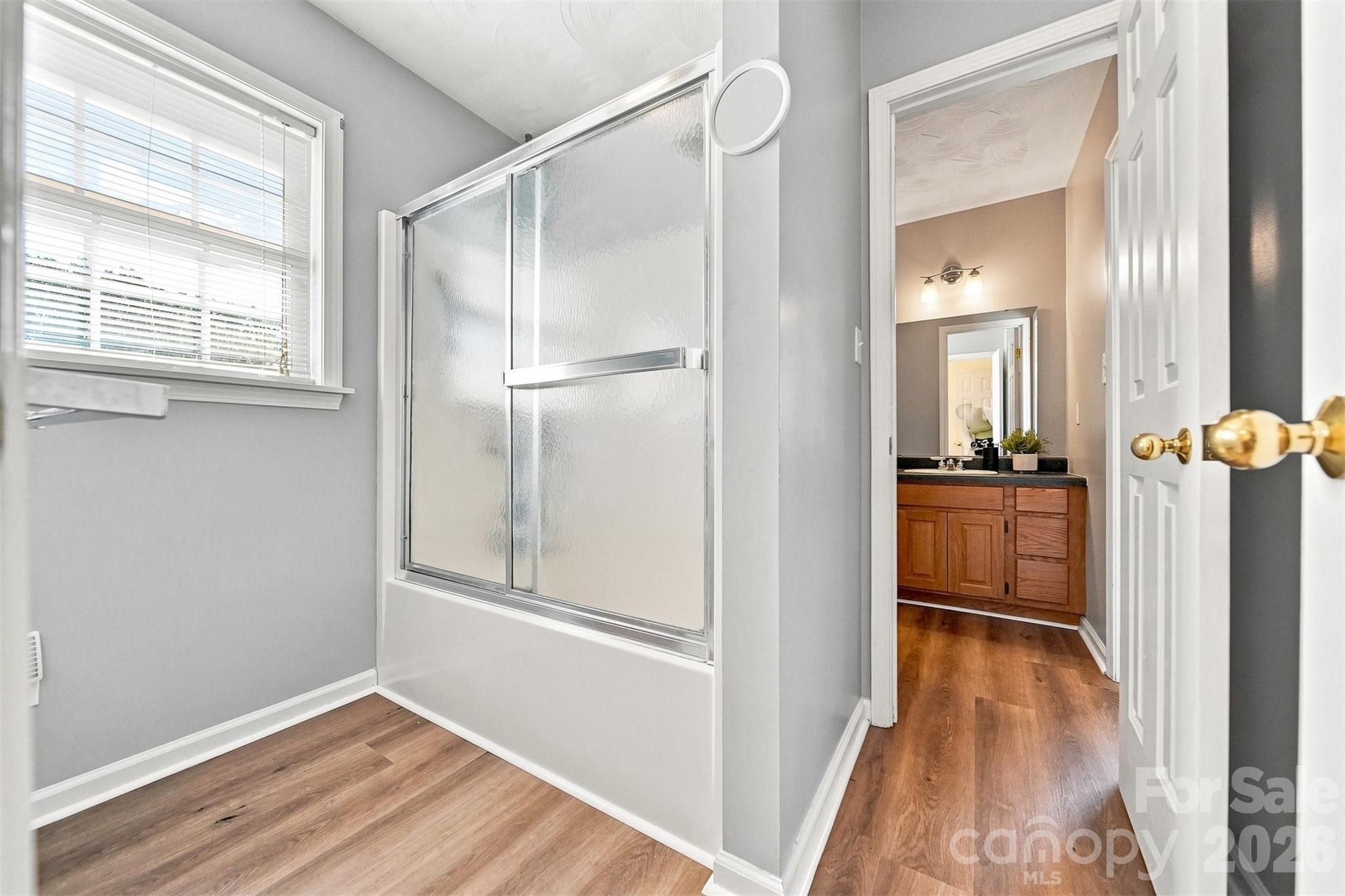 4948 Betty Drive NE — Hickory
