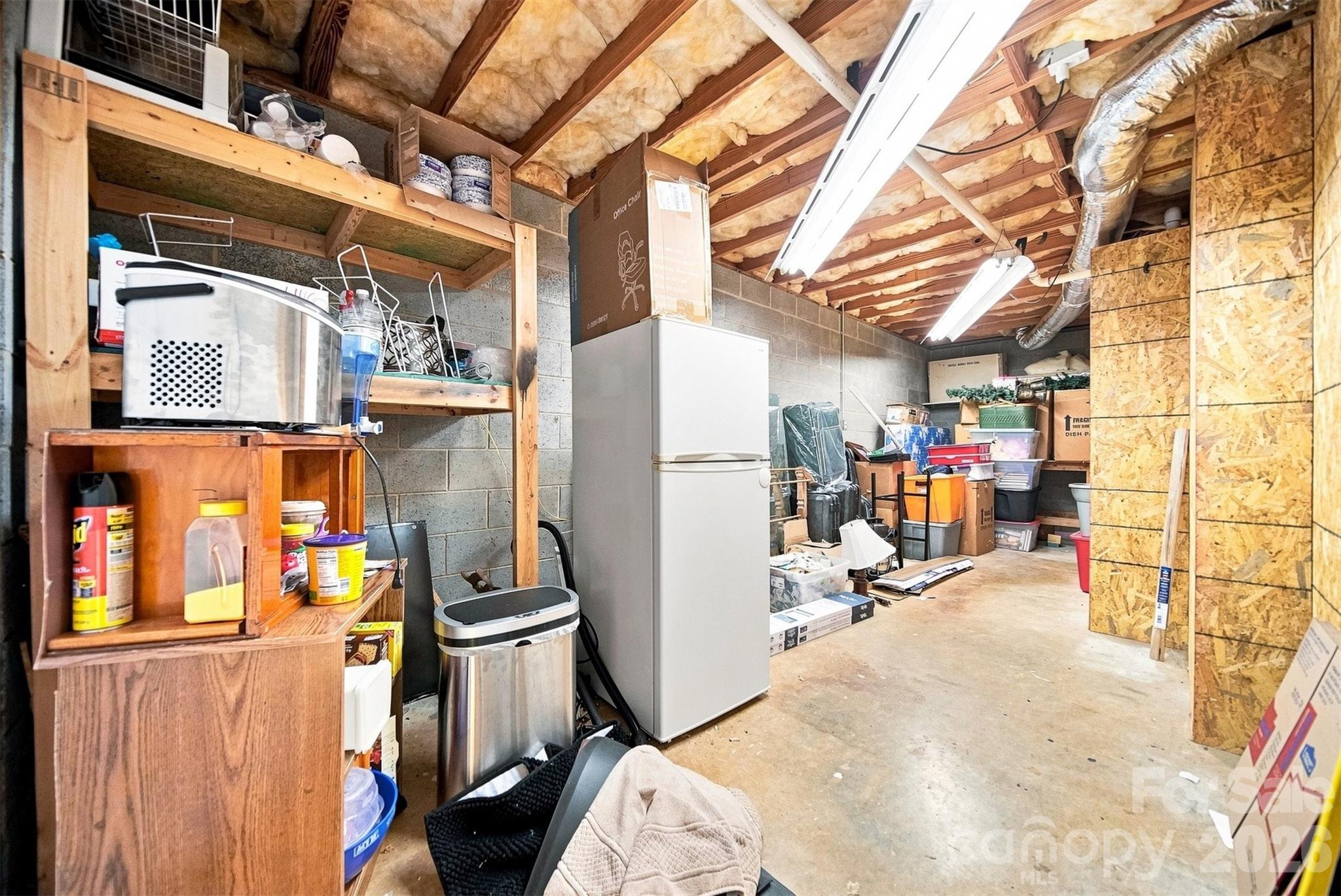 4948 Betty Drive NE — Hickory