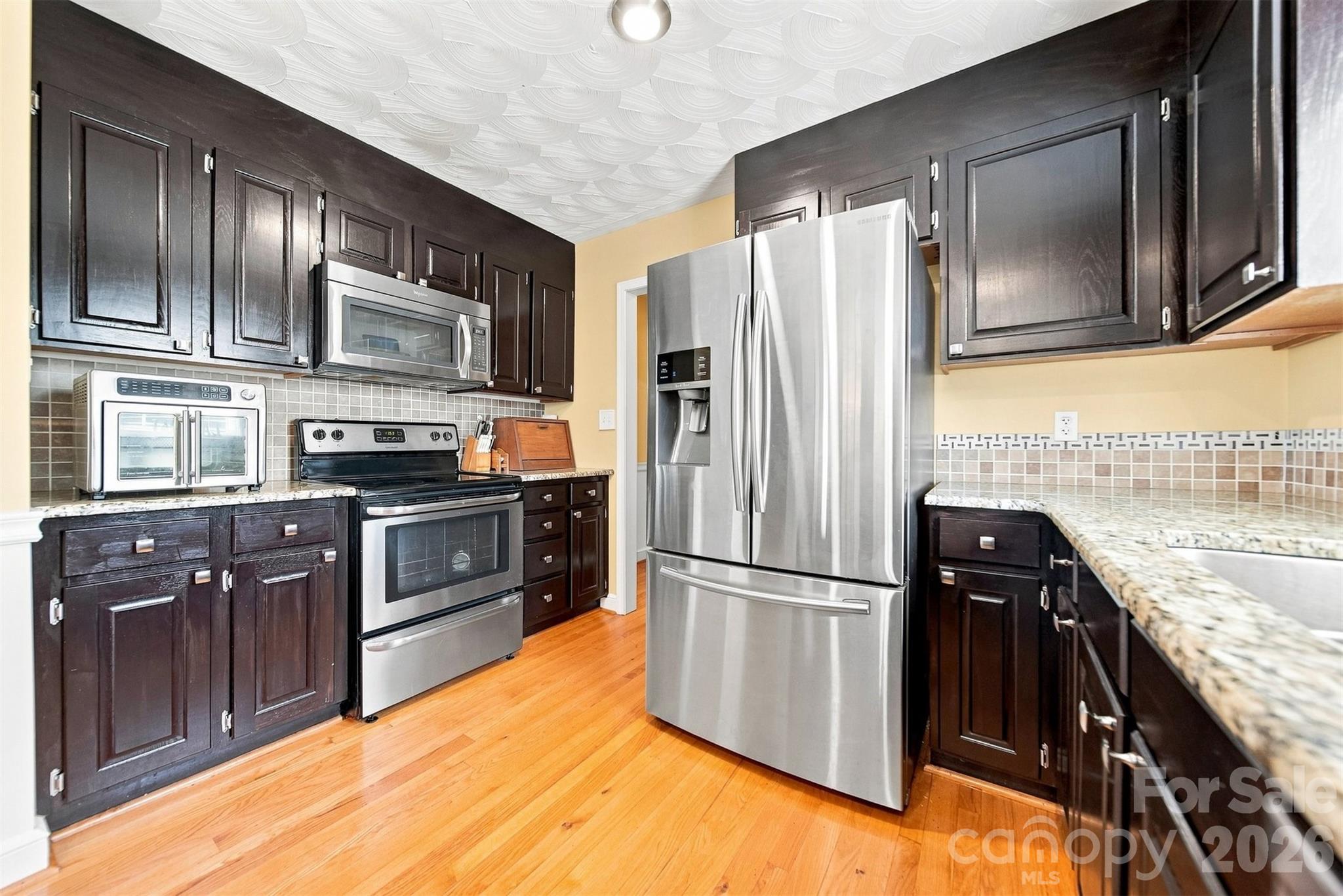 4948 Betty Drive NE — Hickory