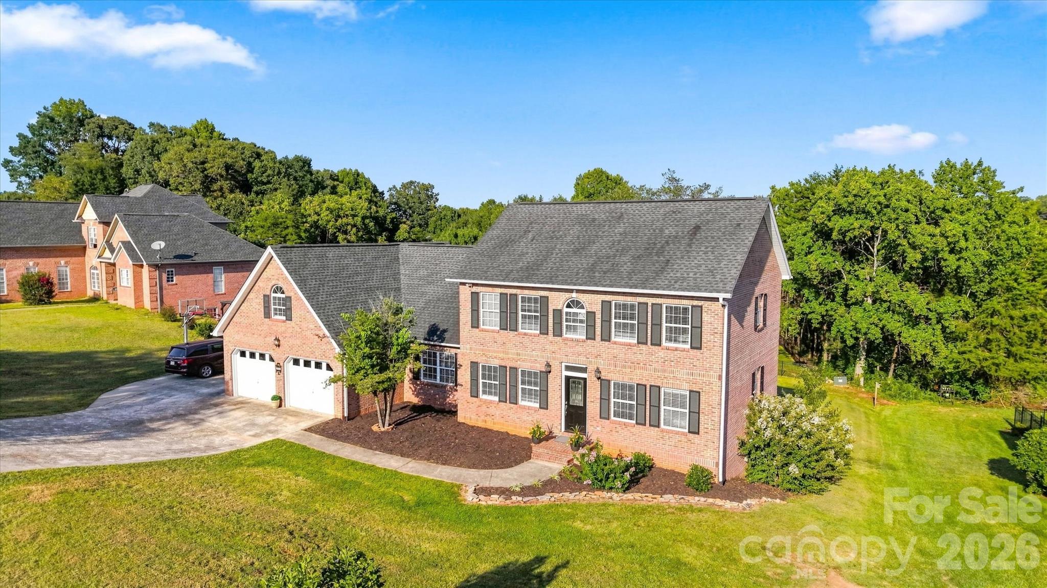 4948 Betty Drive NE — Hickory