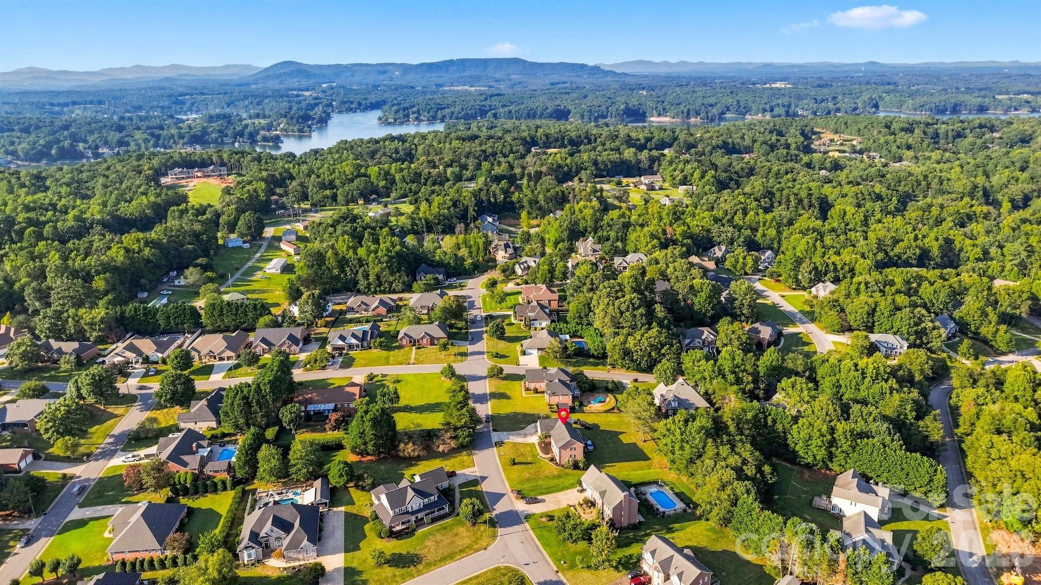 4948 Betty Drive NE — Hickory