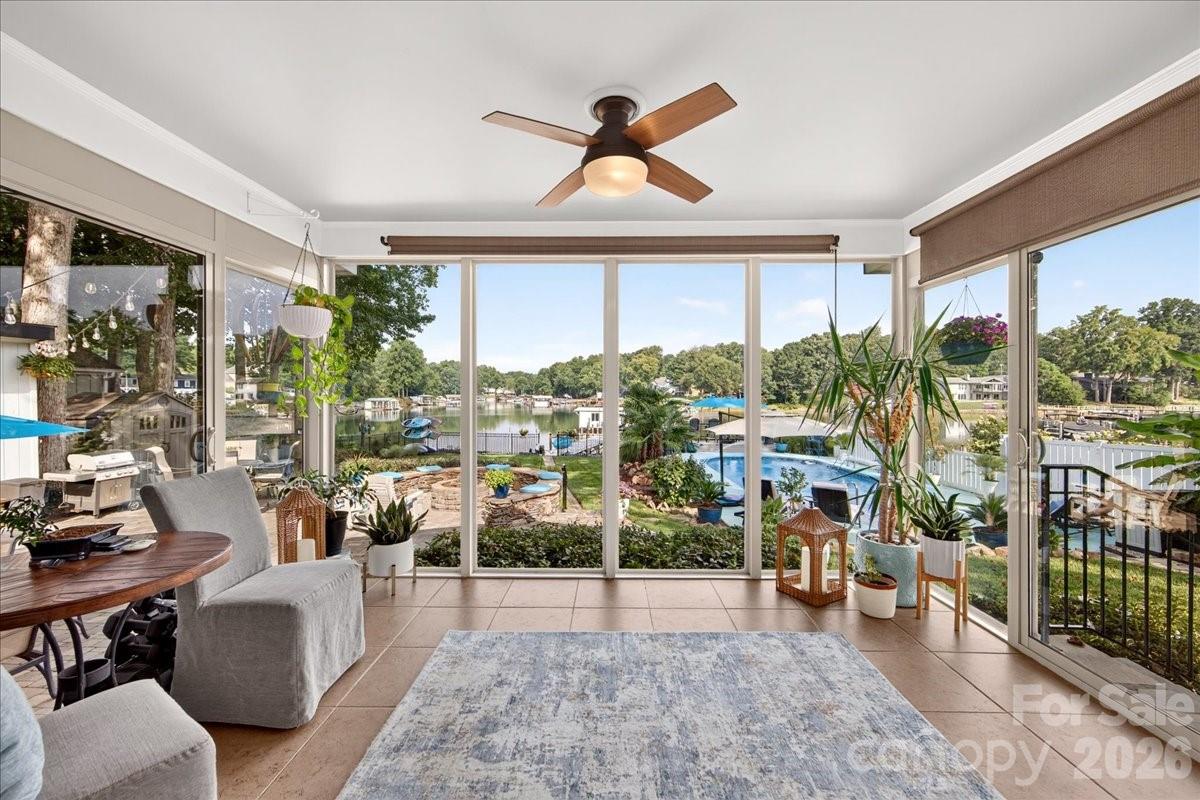 3259 Miners Cove Court — Denver
