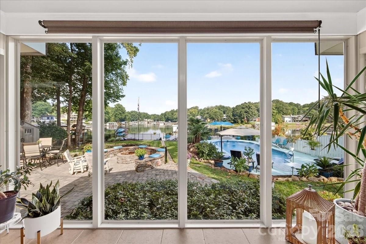 3259 Miners Cove Court — Denver