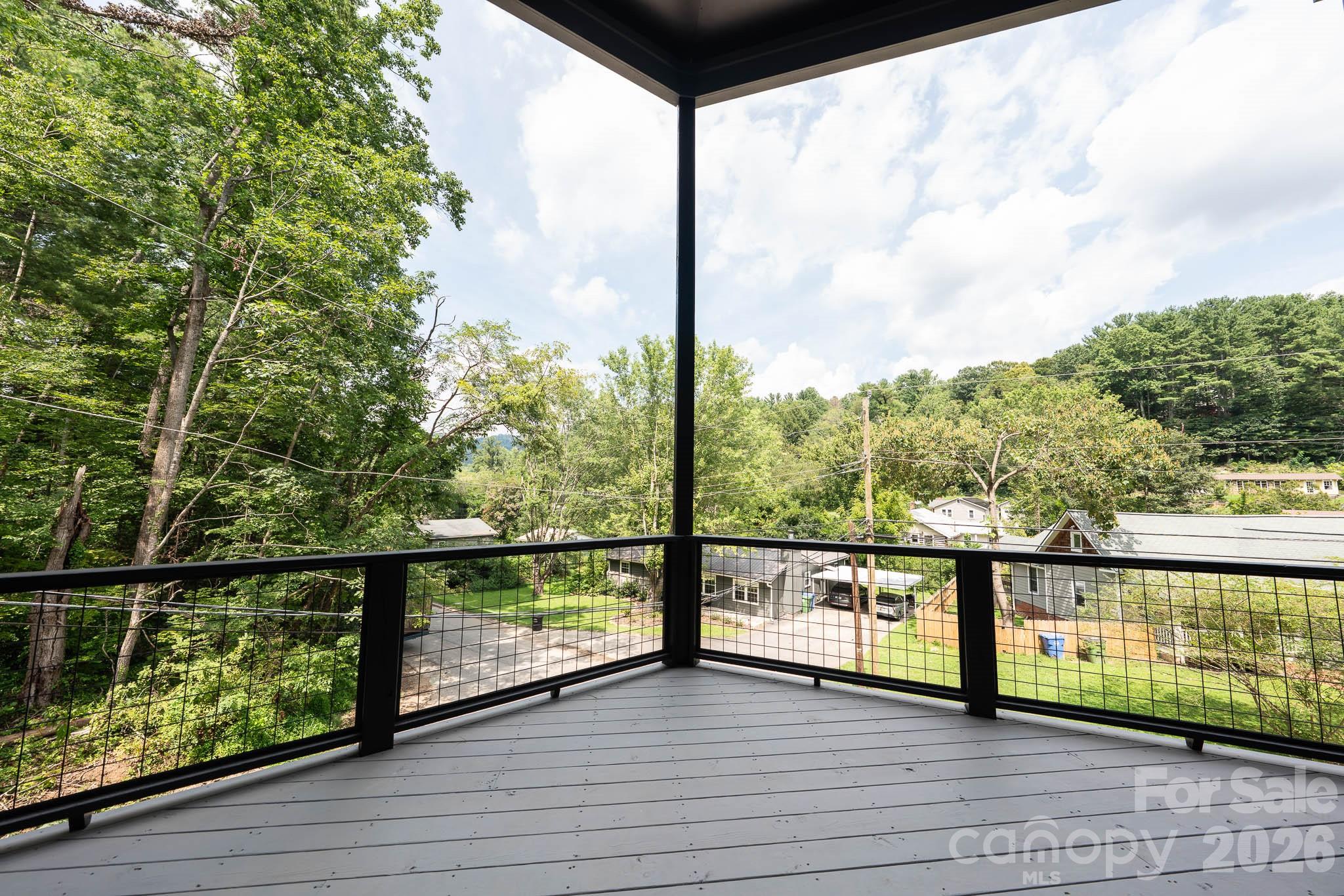 33 Spooks Branch Road — Asheville