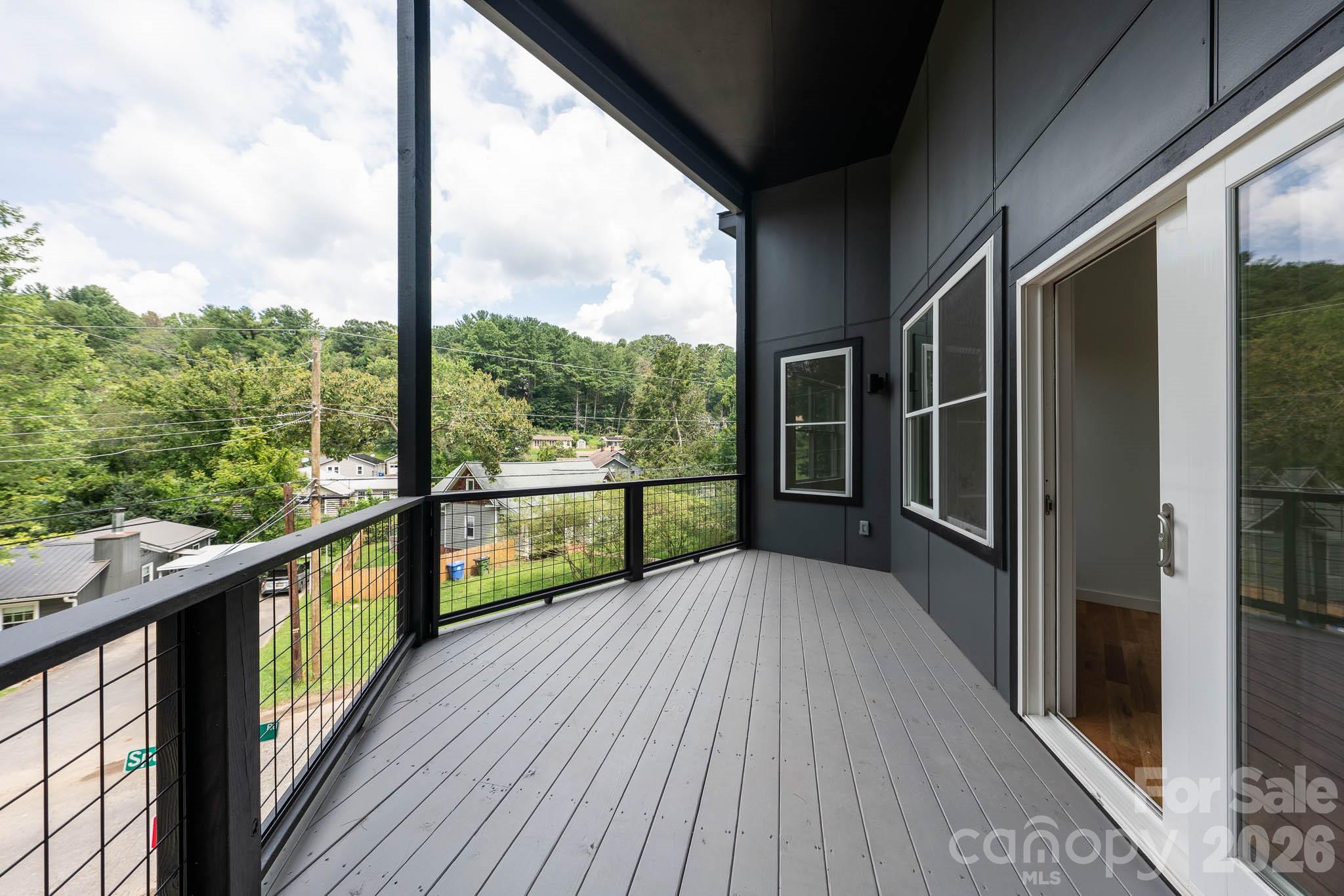 33 Spooks Branch Road — Asheville