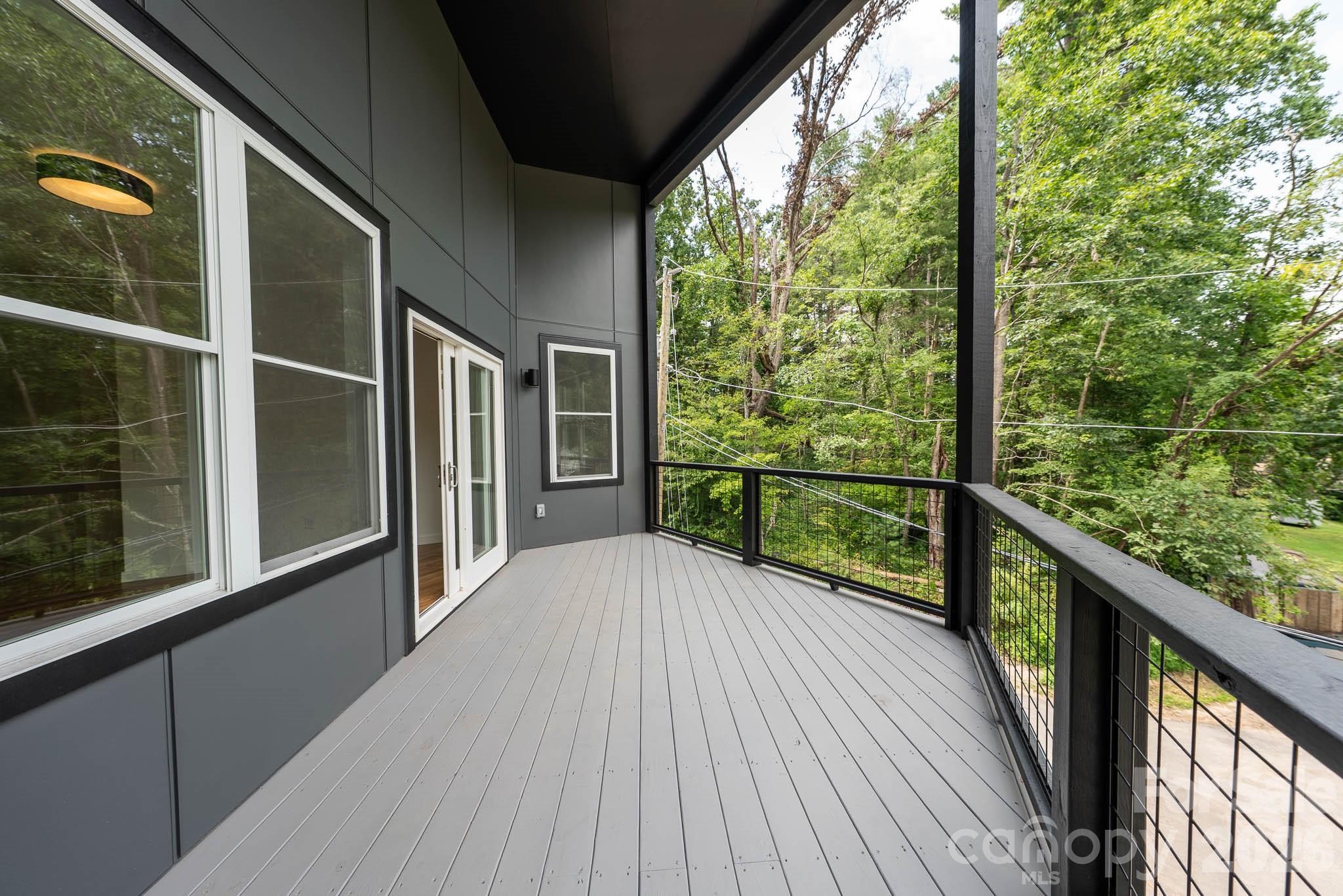 33 Spooks Branch Road — Asheville