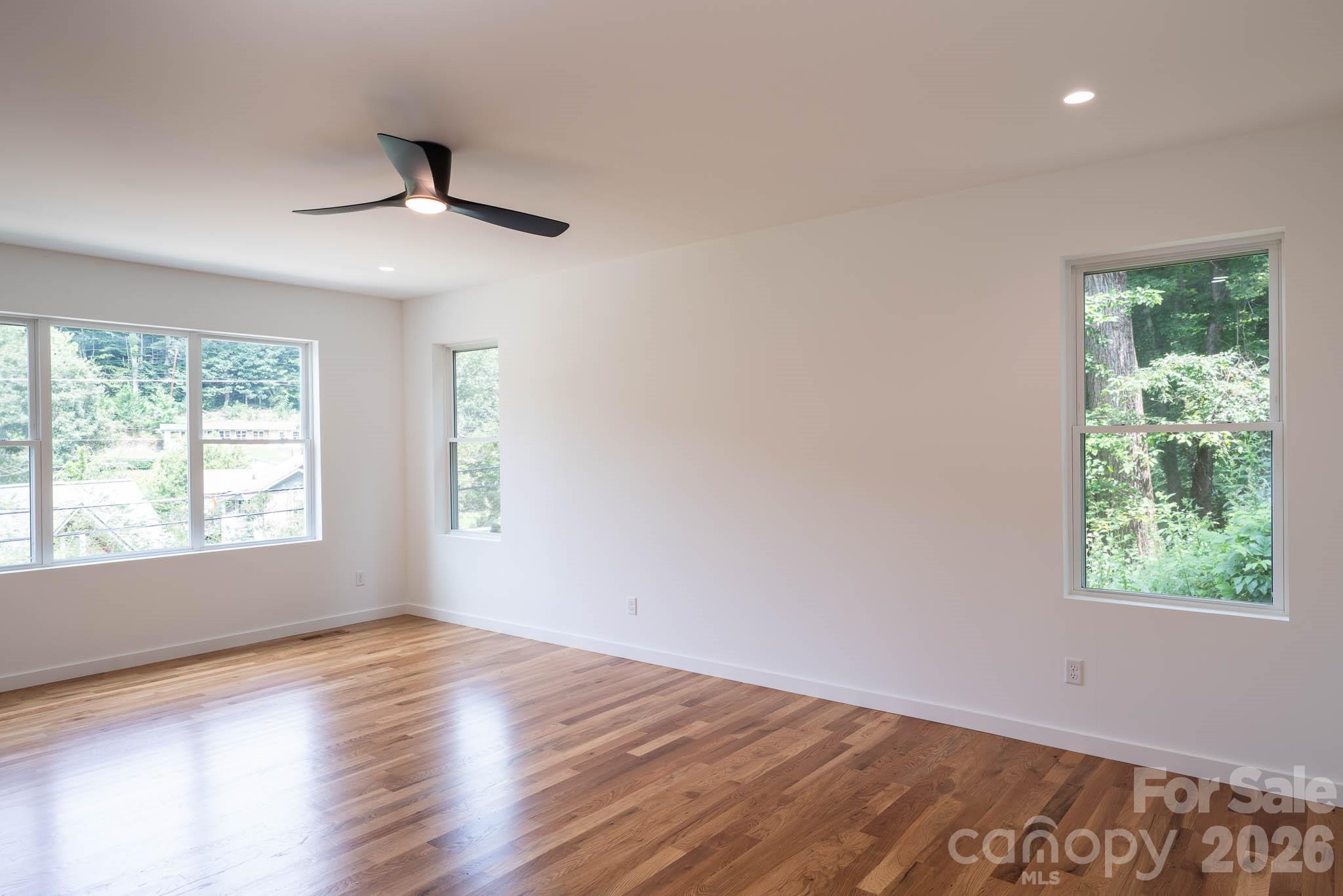 33 Spooks Branch Road — Asheville