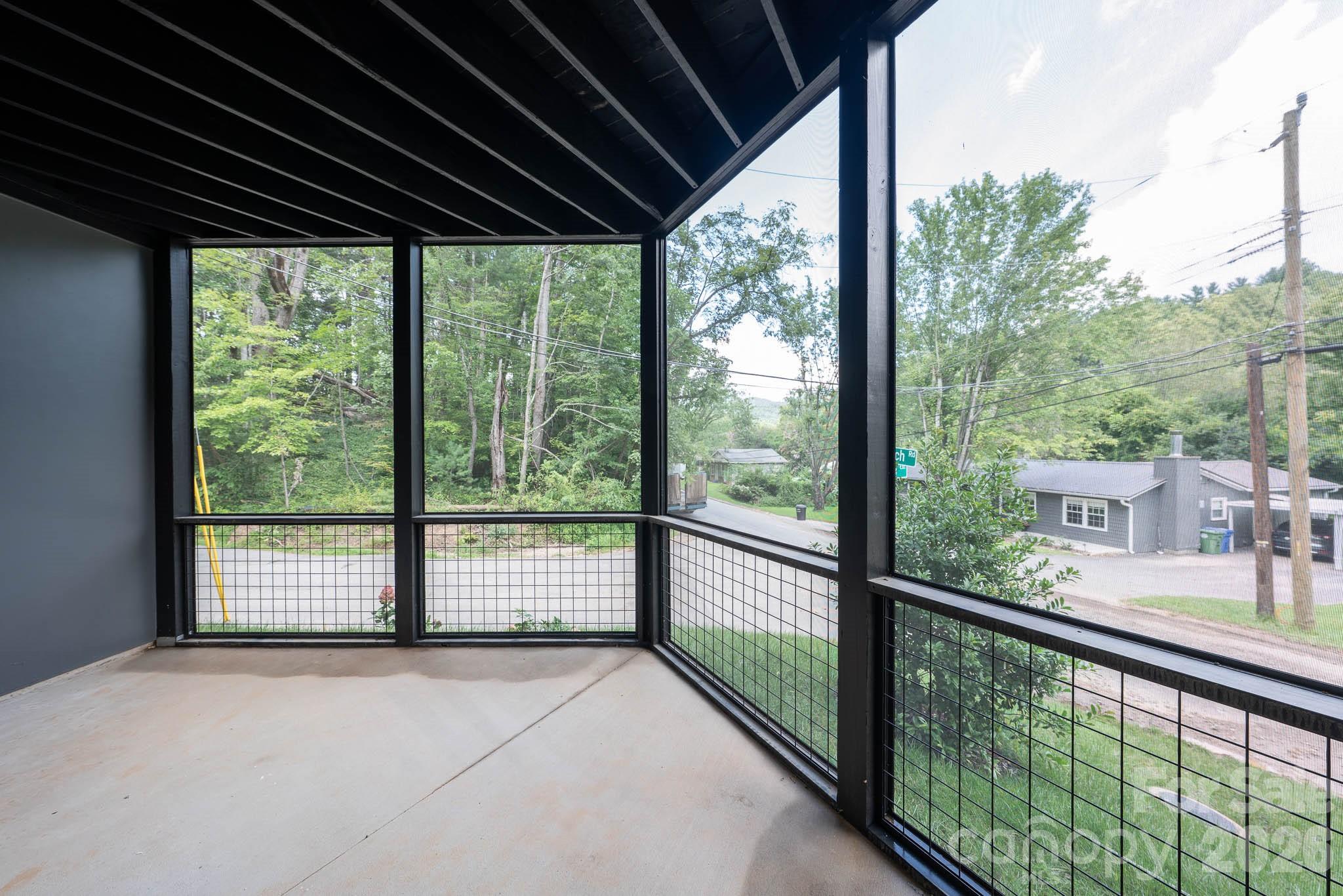 33 Spooks Branch Road — Asheville
