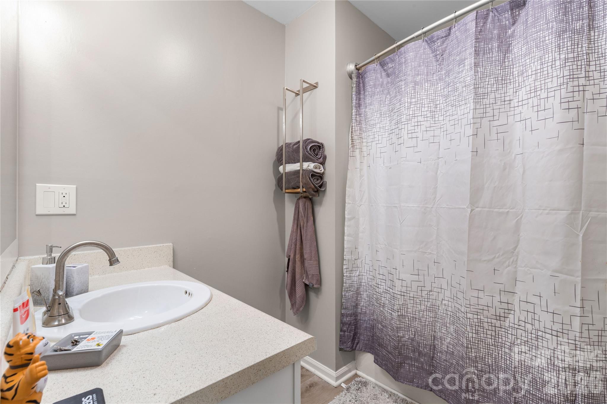 2274 White Pine Court — Lancaster