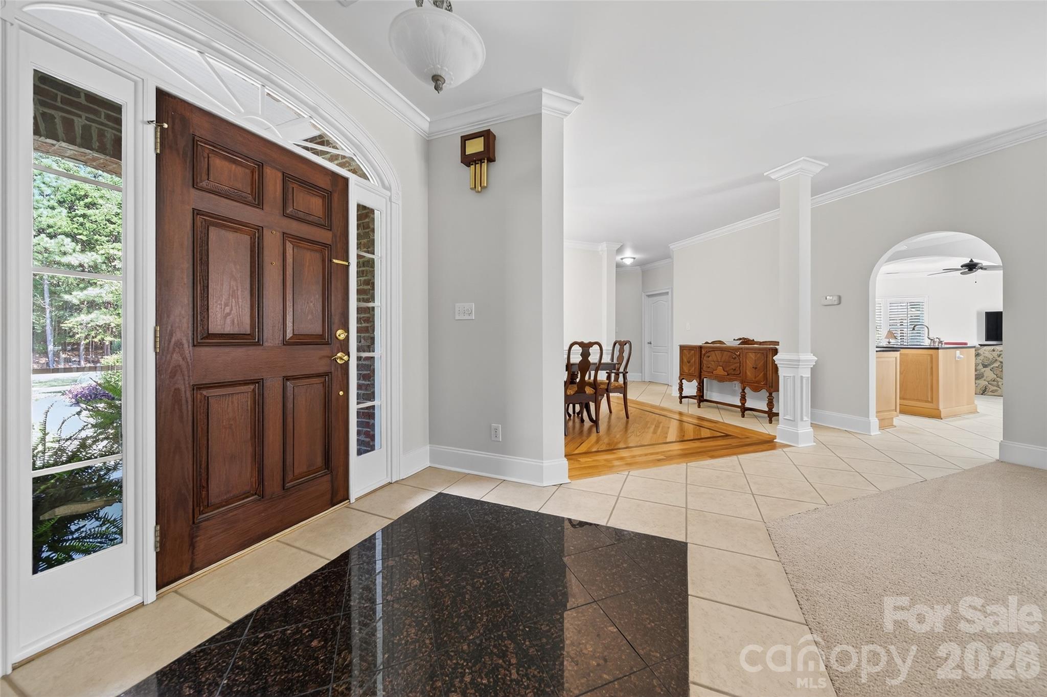 3574 Live Oaks Avenue — Terrell