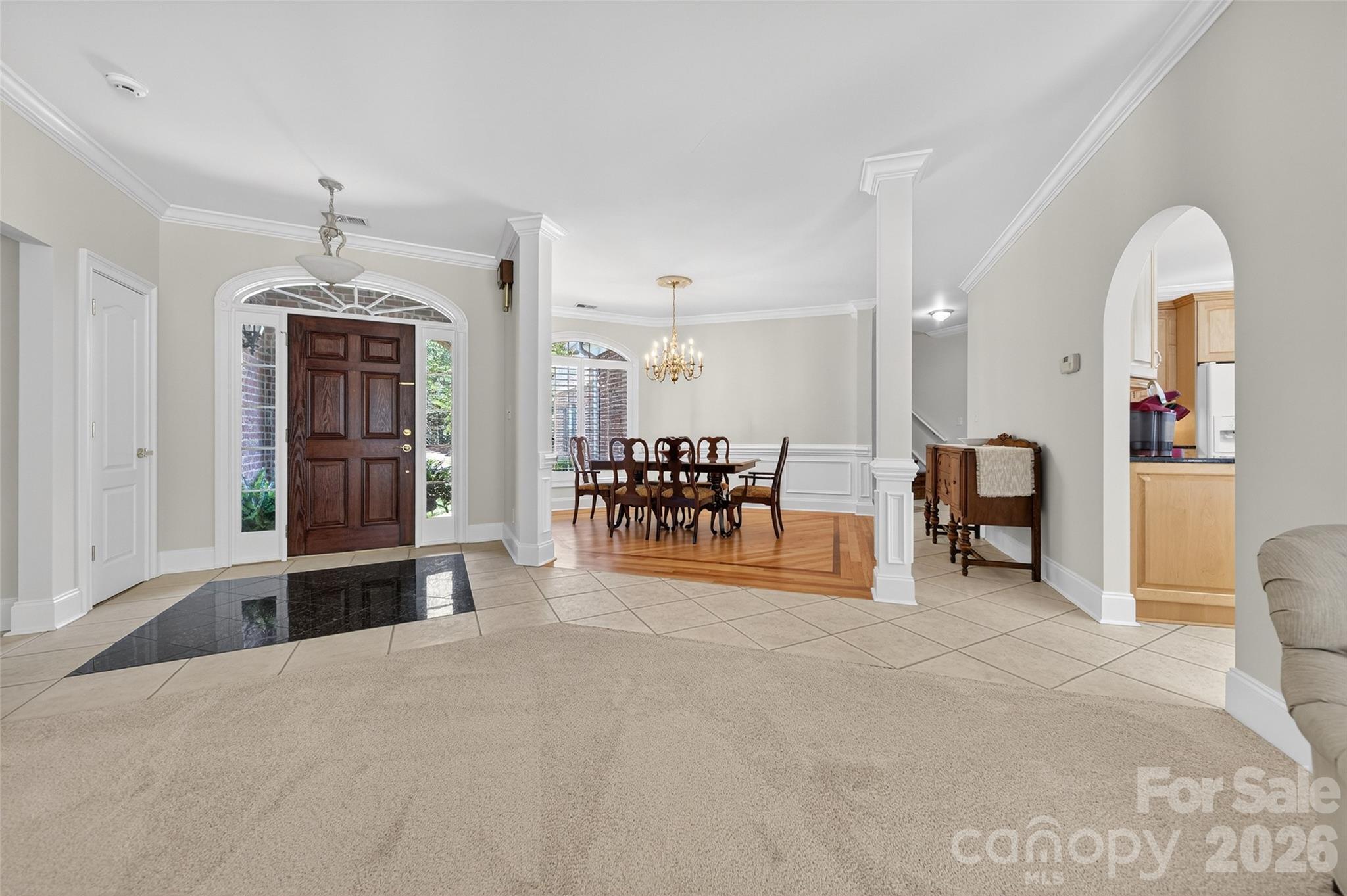 3574 Live Oaks Avenue — Terrell