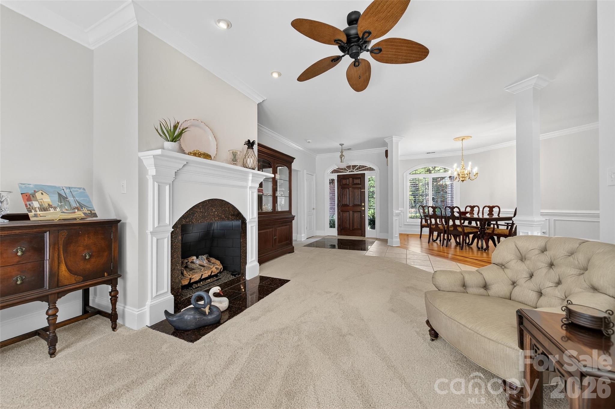 3574 Live Oaks Avenue — Terrell