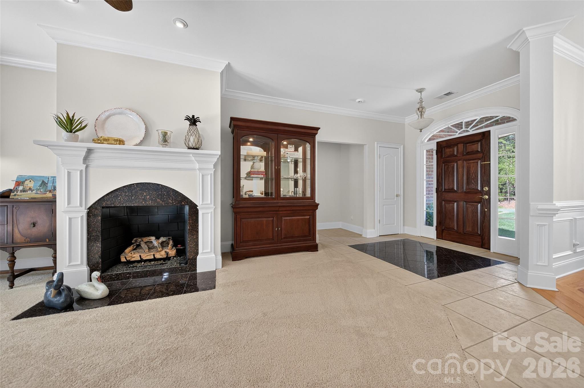 3574 Live Oaks Avenue — Terrell