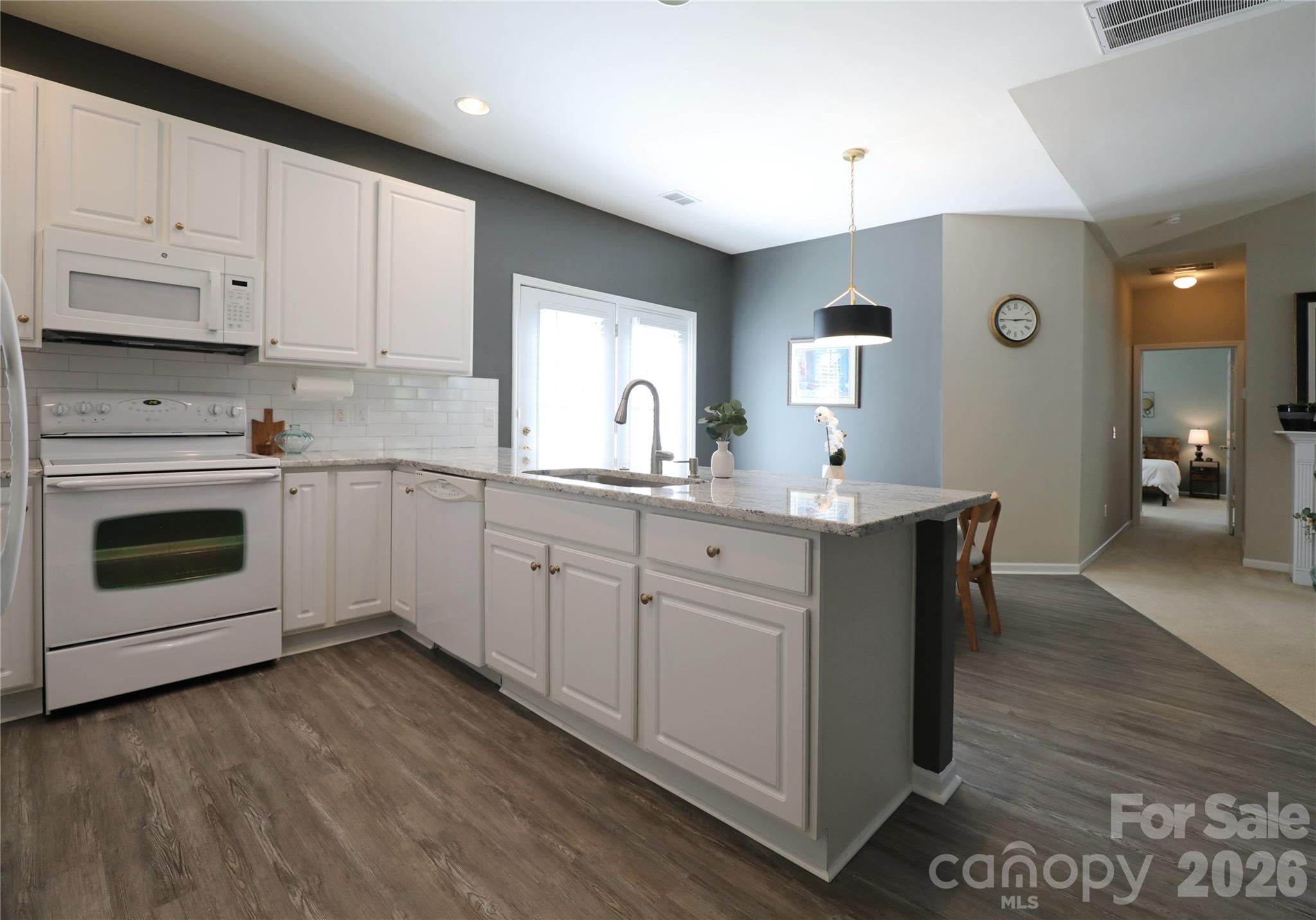 9112 Duckhorn Drive — Charlotte