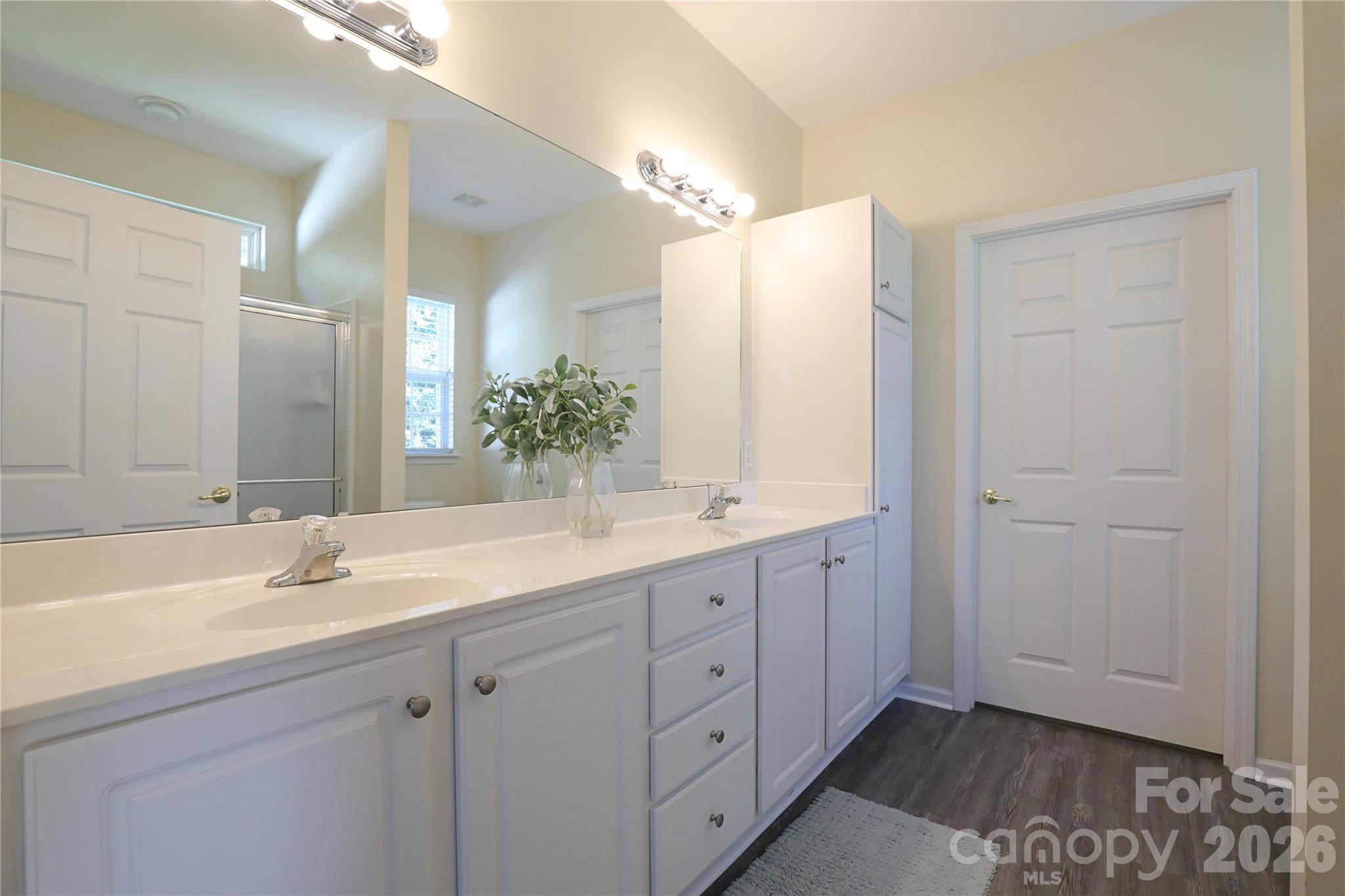 9112 Duckhorn Drive — Charlotte