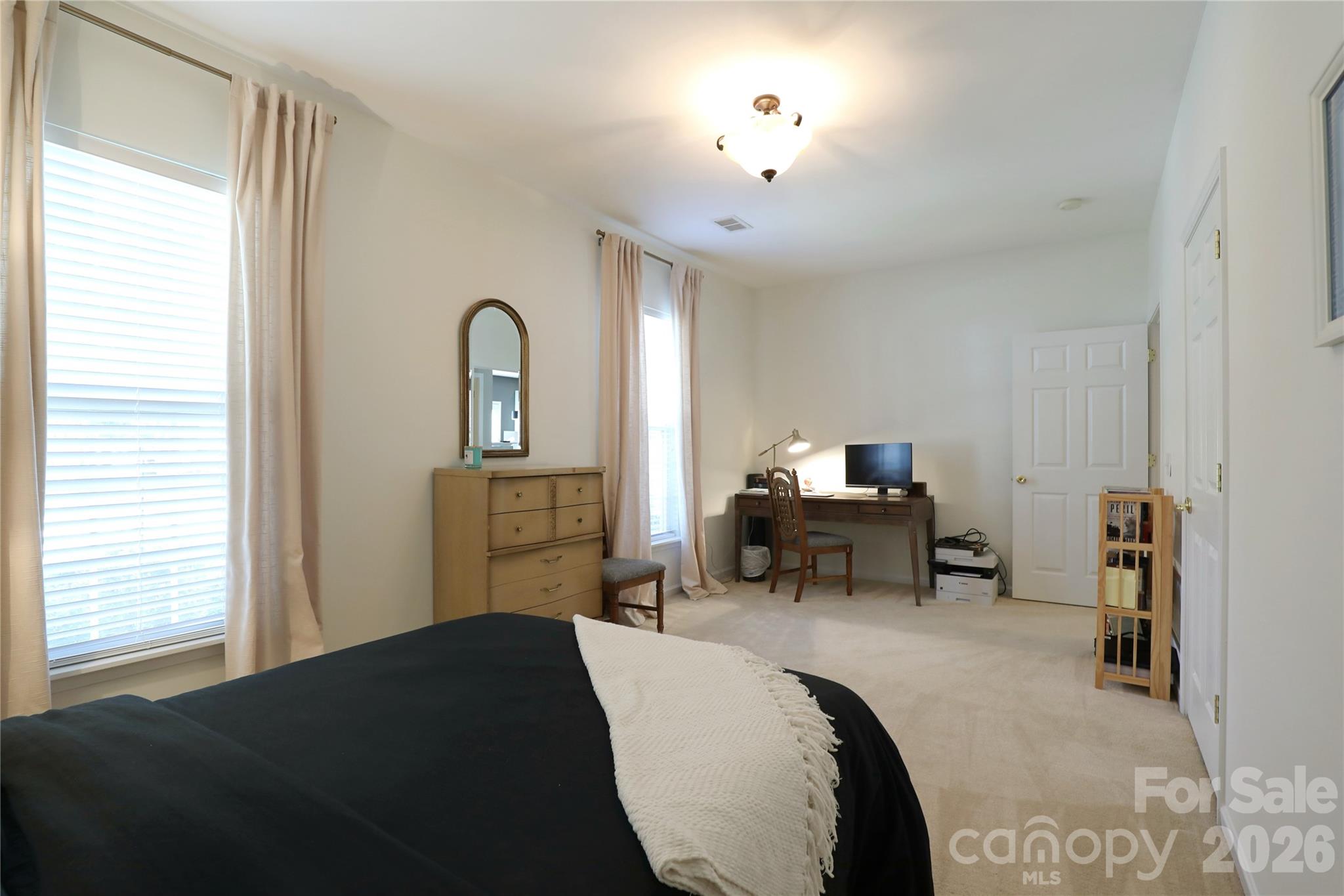 9112 Duckhorn Drive — Charlotte