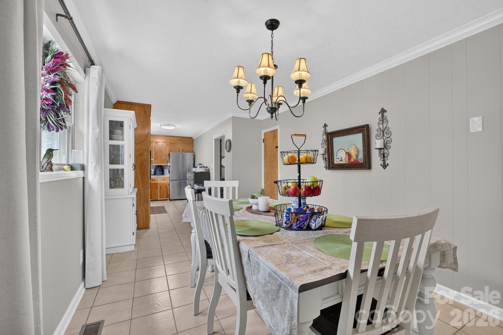 2559 Sweetbriar Circle — Lenoir