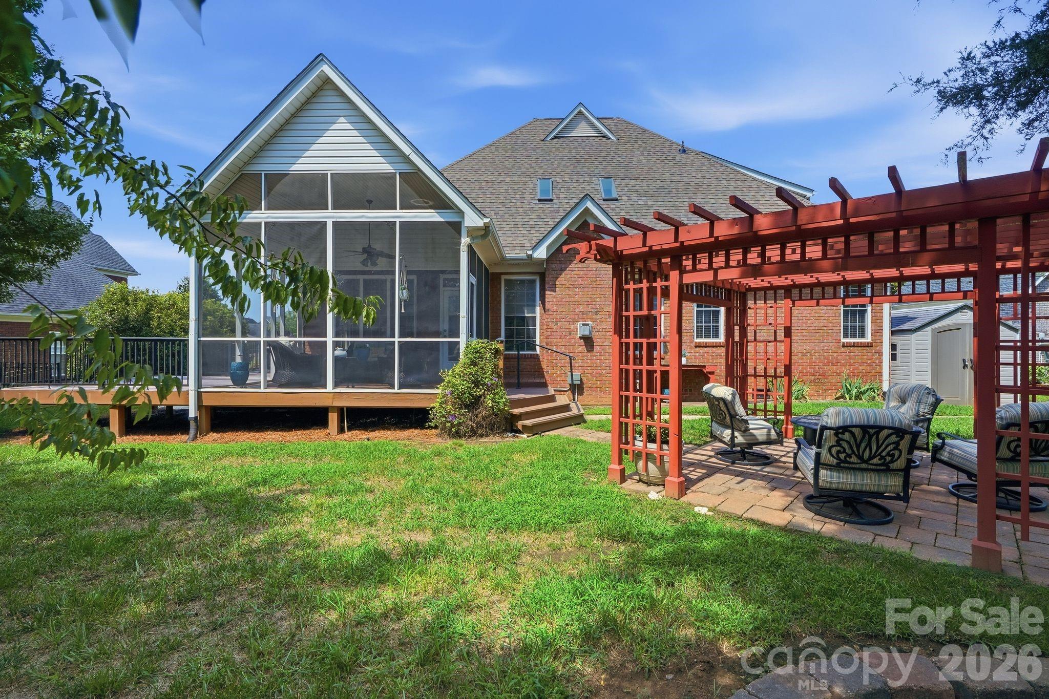 708 King Fredrick Lane SW — Concord