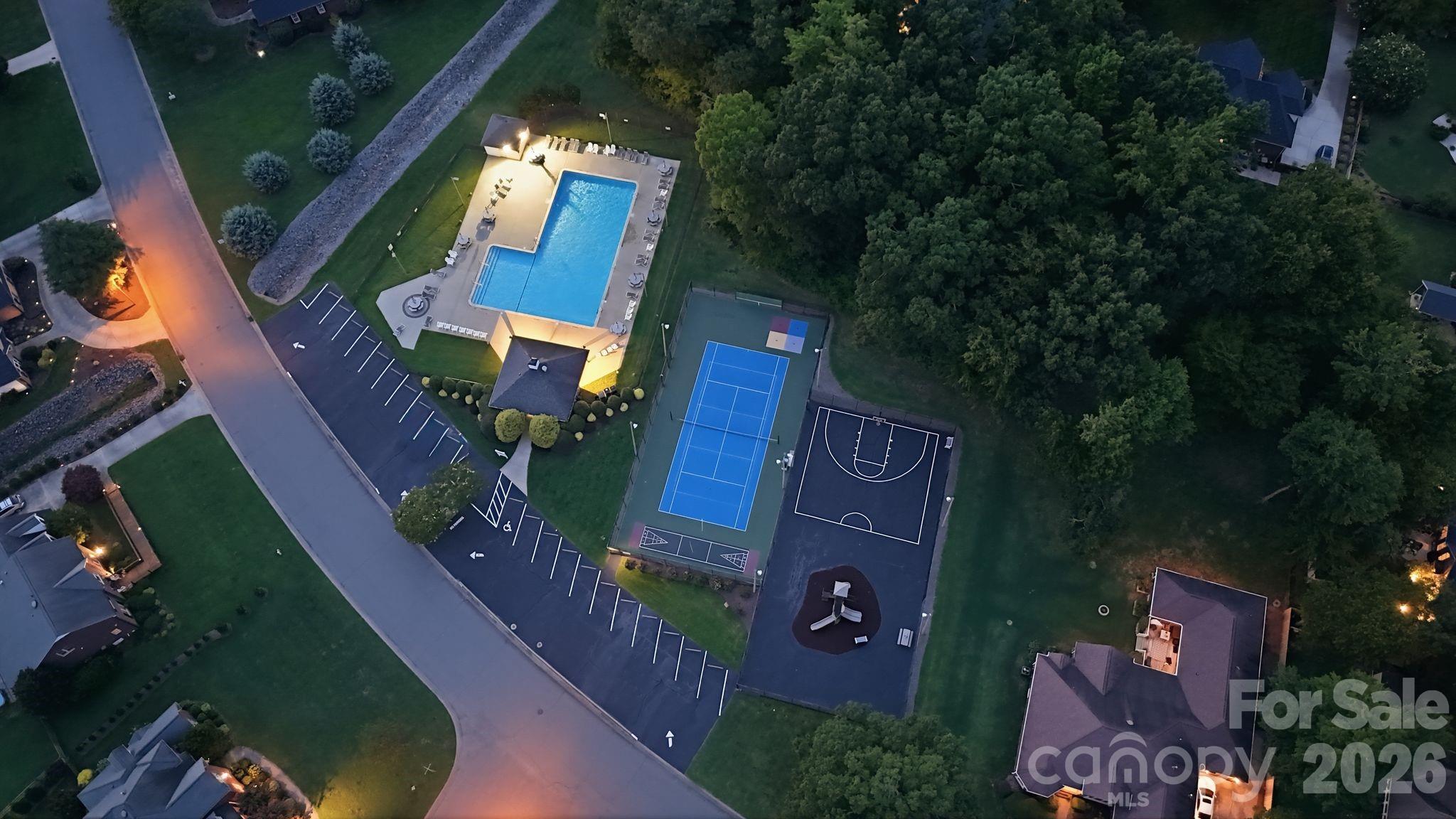 708 King Fredrick Lane SW — Concord