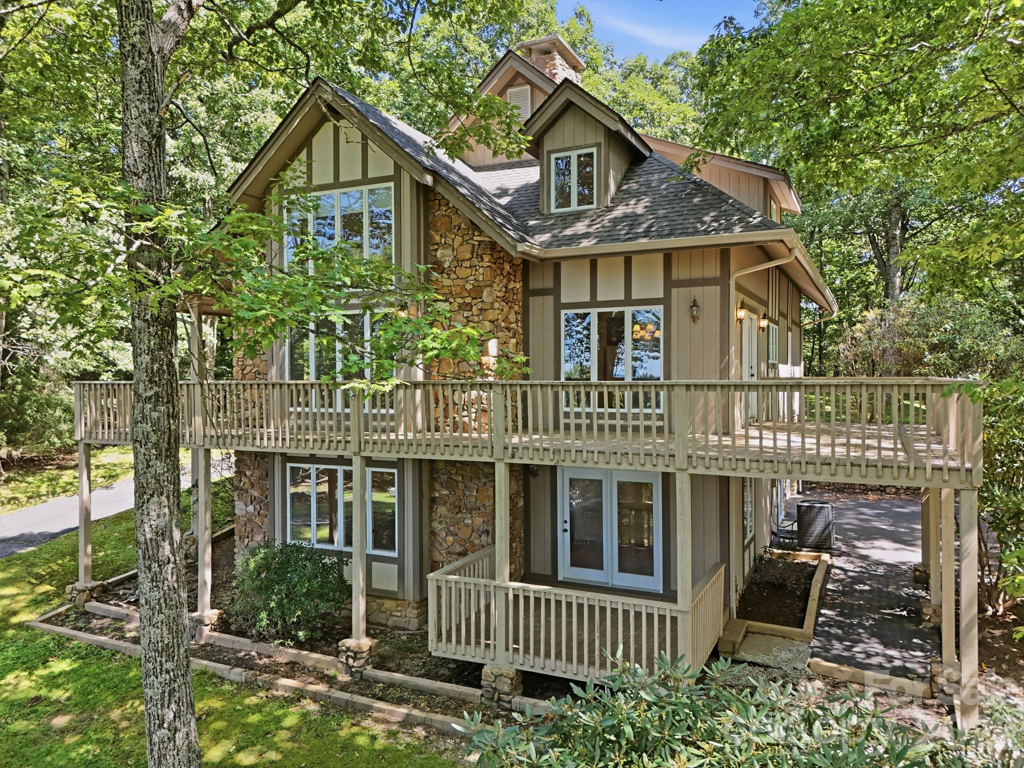 765 Oak Ridge Drive — Boone