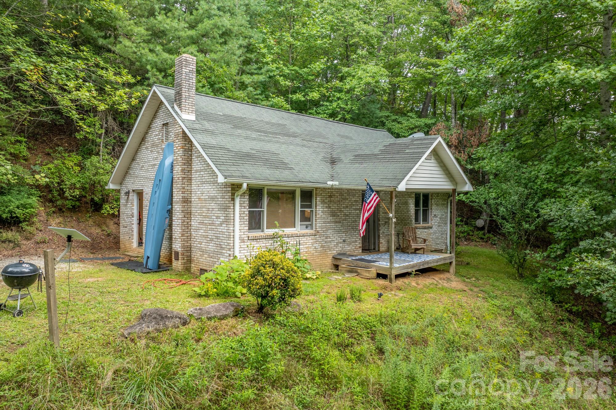 937 Shoal Creek Road — Balsam Grove