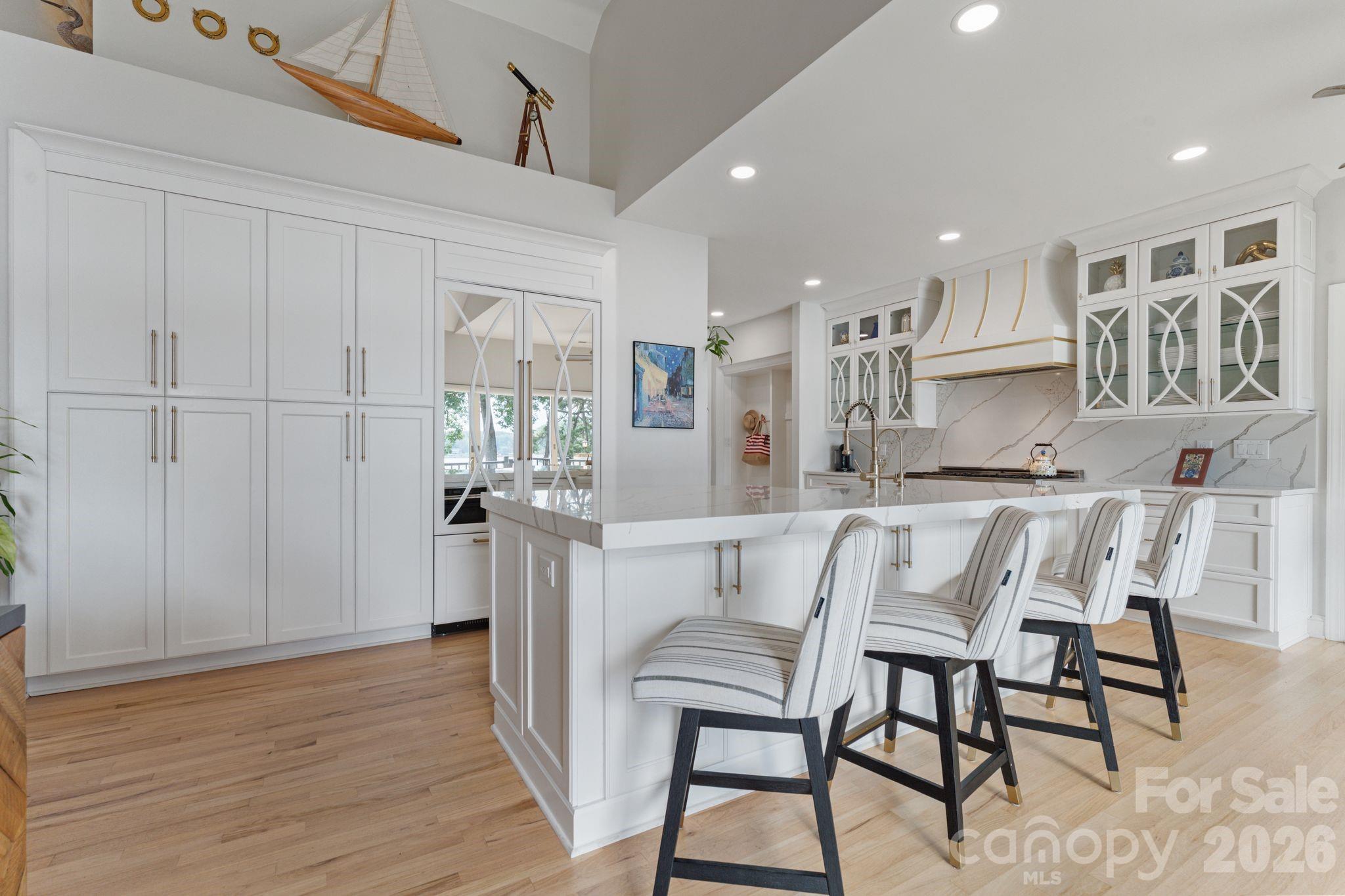 172 Mariner Pointe Lane — Mooresville
