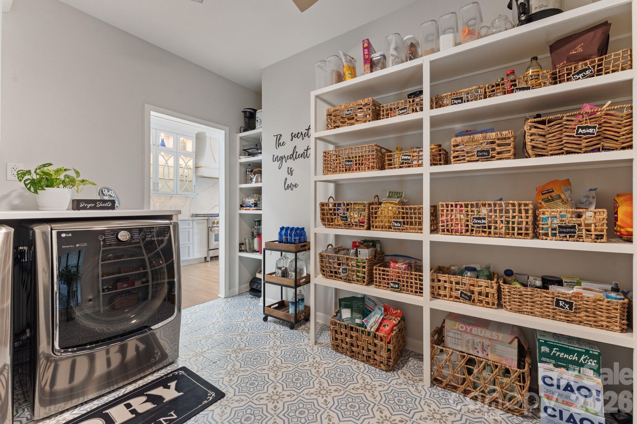 172 Mariner Pointe Lane — Mooresville