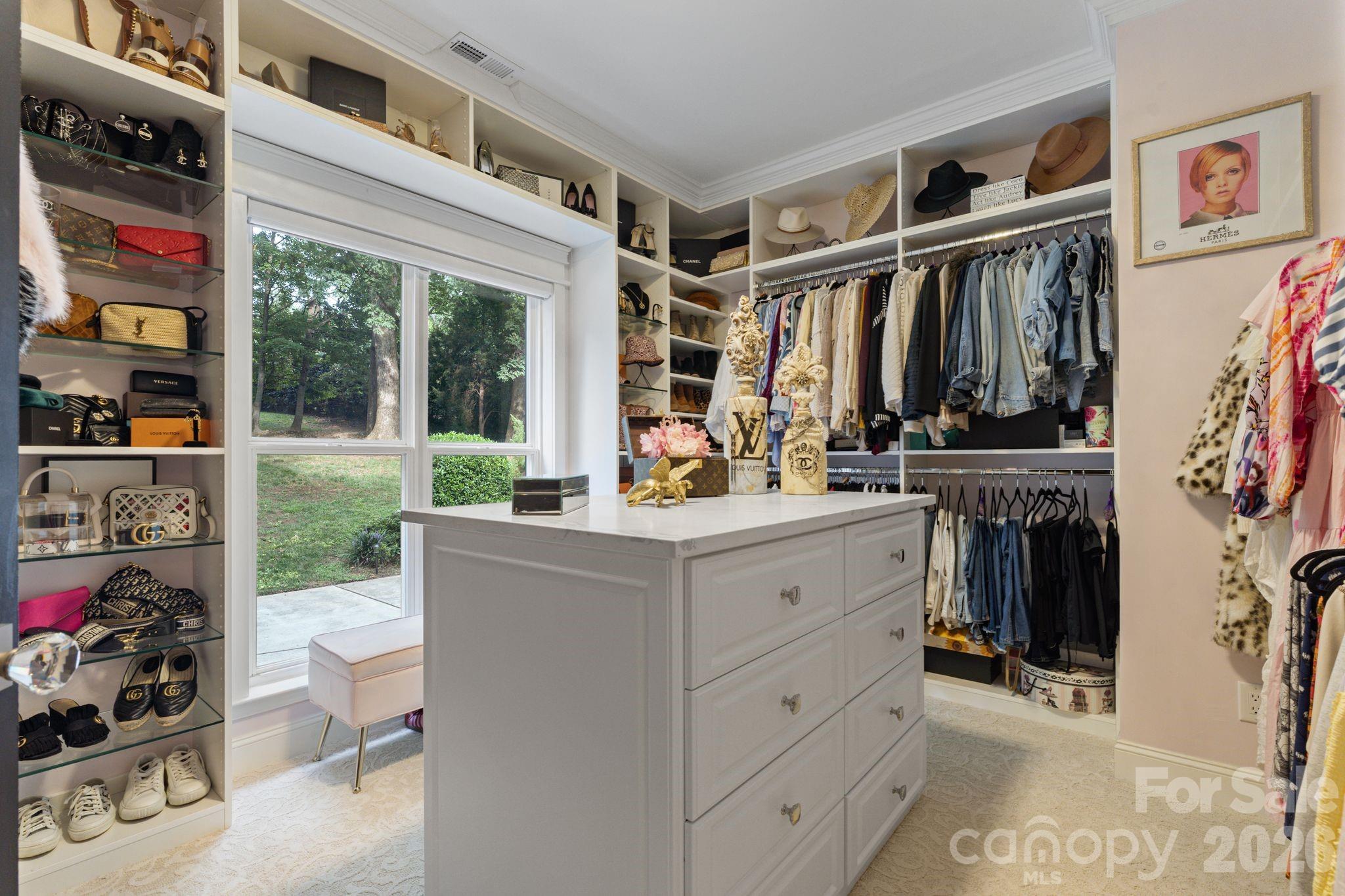 172 Mariner Pointe Lane — Mooresville
