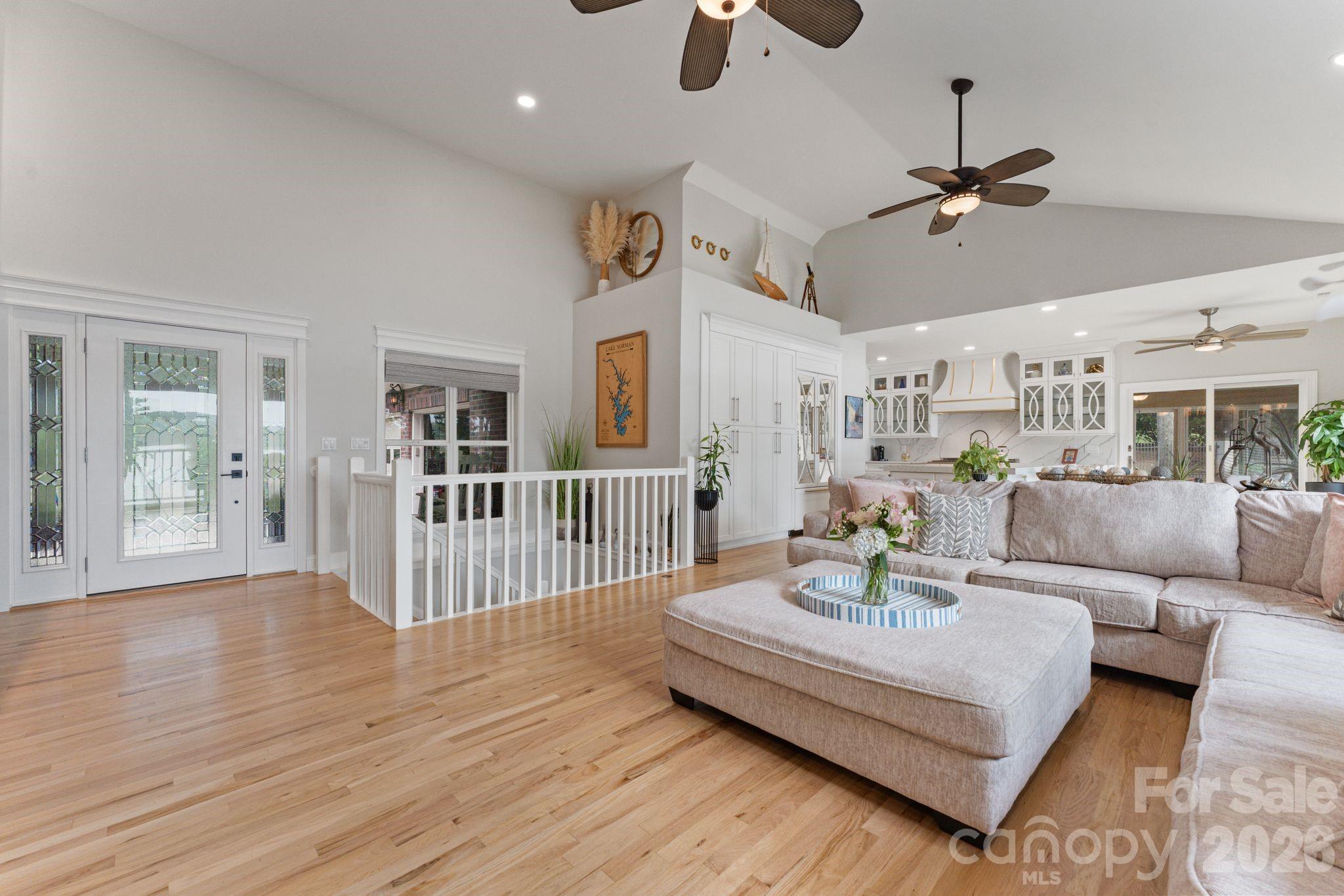 172 Mariner Pointe Lane — Mooresville