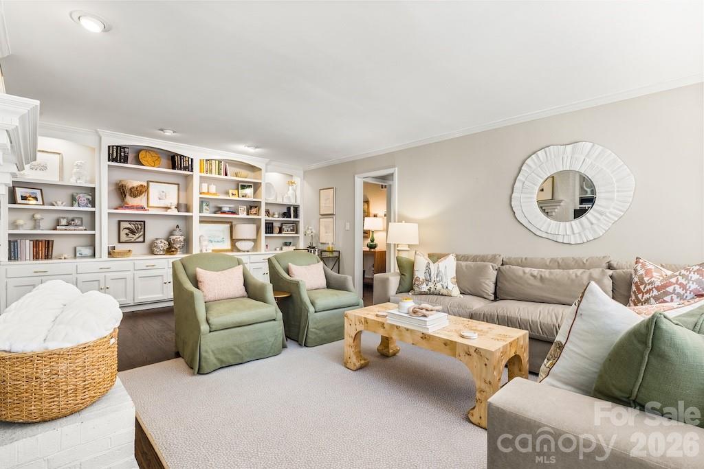 4234 Rotunda Road — Charlotte