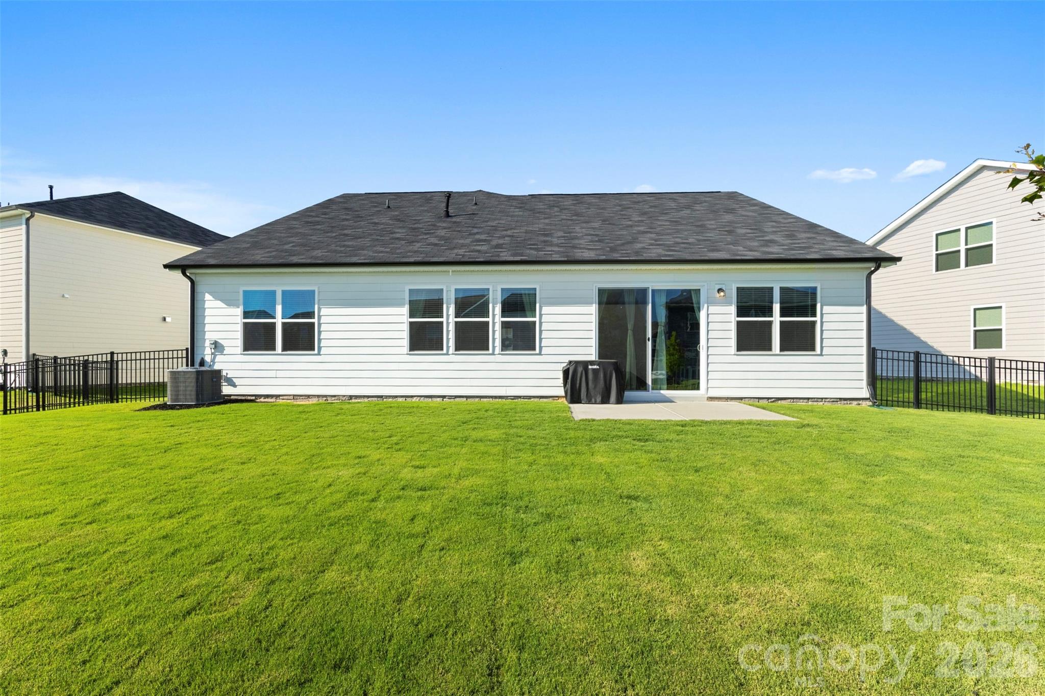 2621 Crimson Way — Monroe