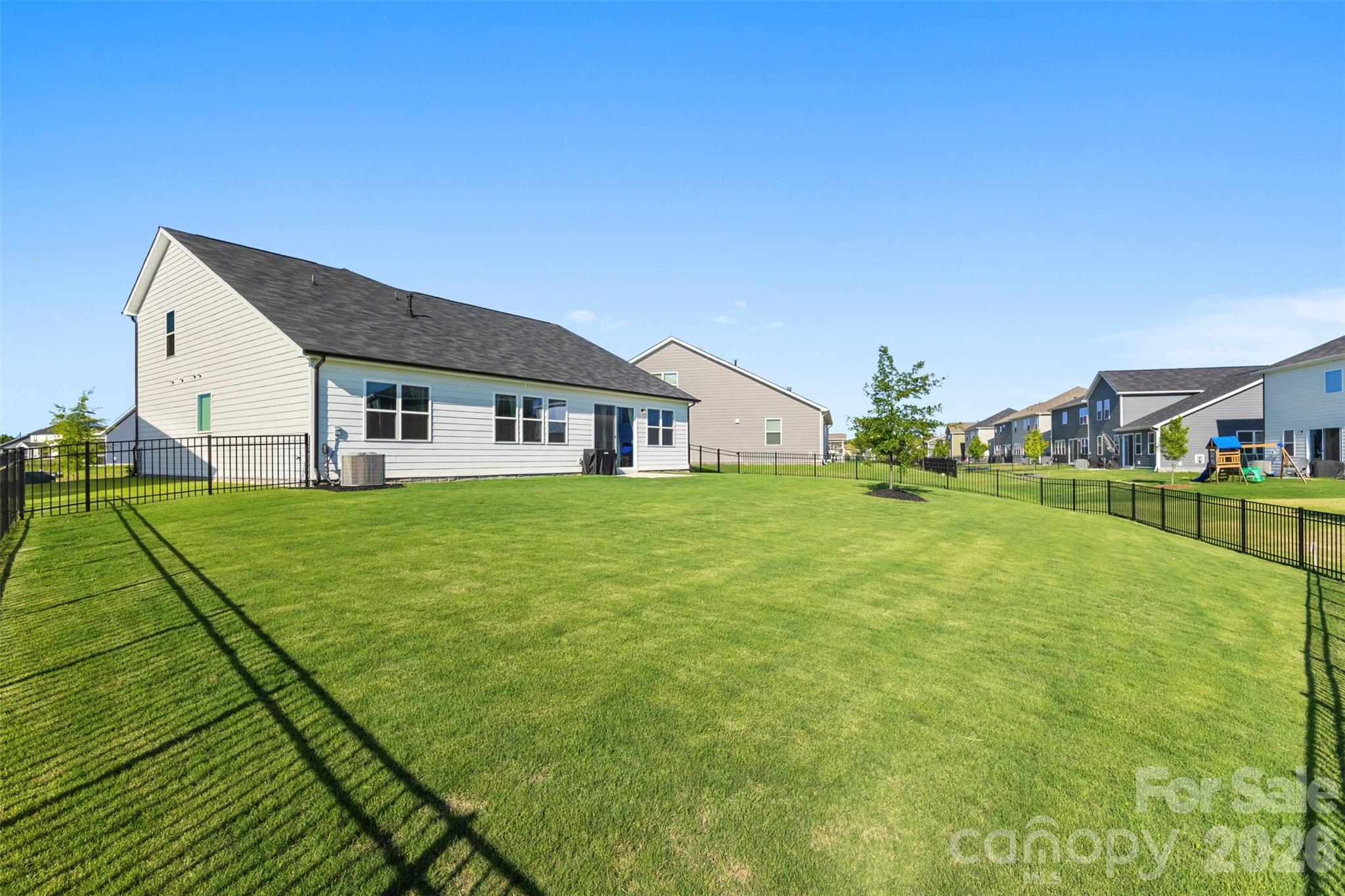 2621 Crimson Way — Monroe