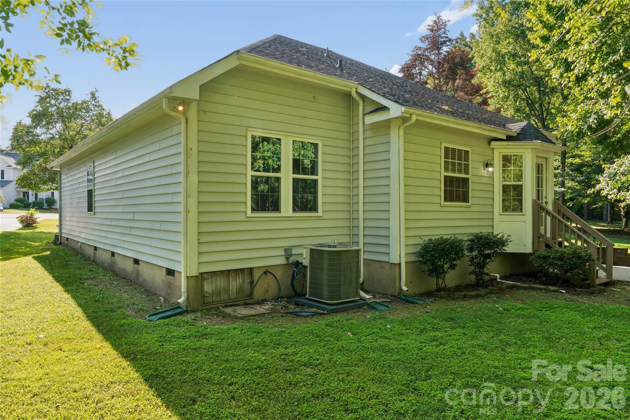 5538 Whispering Wind Lane — Indian Trail