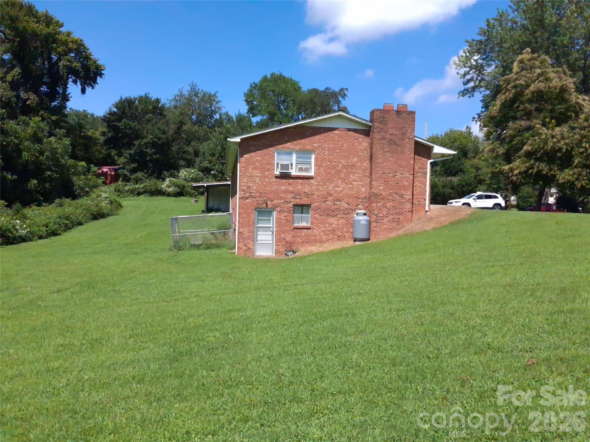 114 Ashworth Circle — Marion