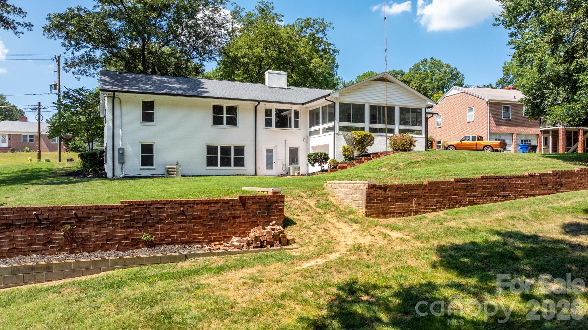 228 Cedar Street — Mooresville