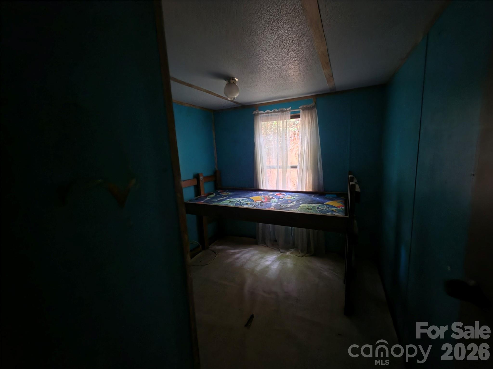 40 Gunches Dirt Road — Candler