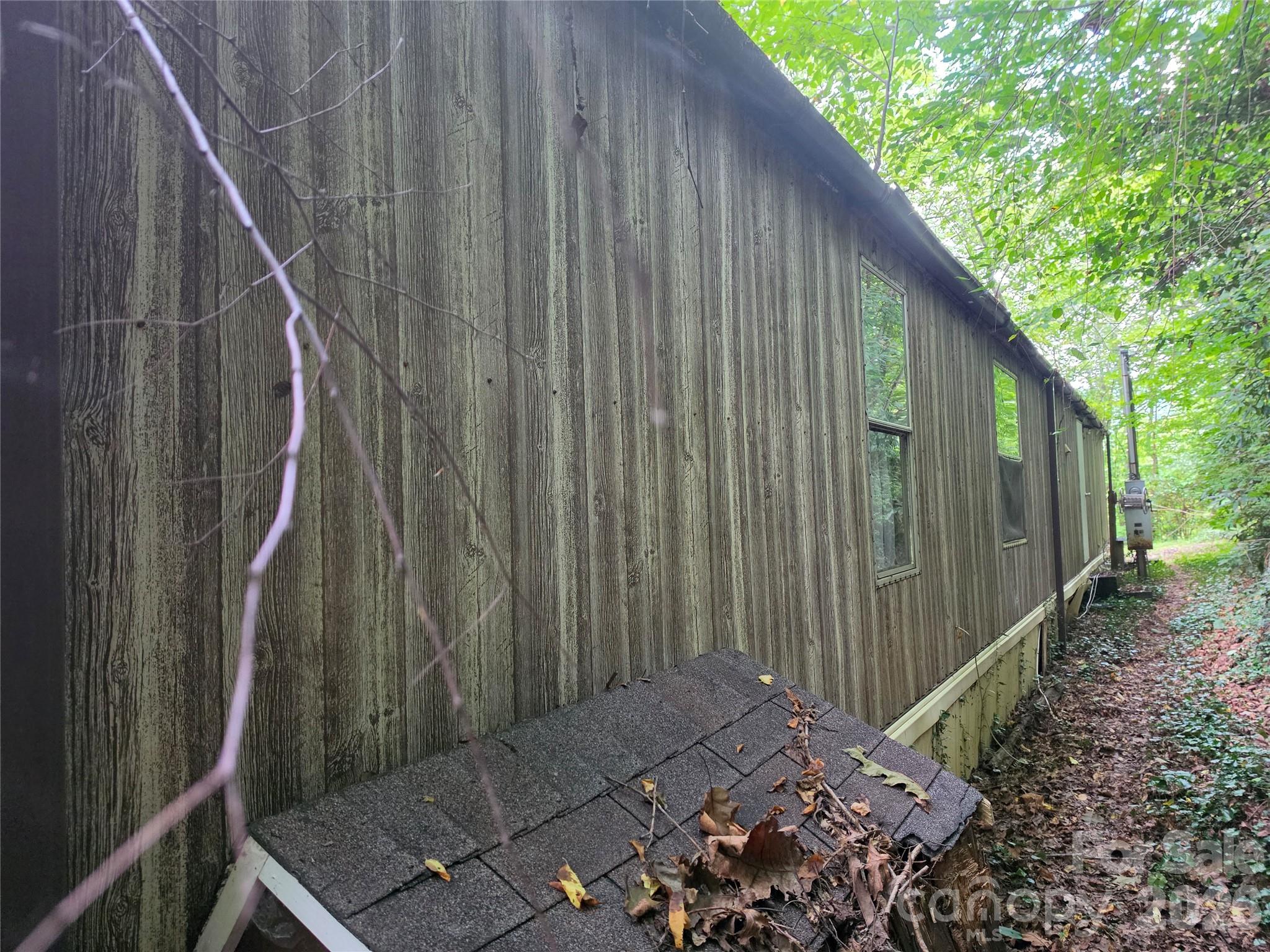 40 Gunches Dirt Road — Candler