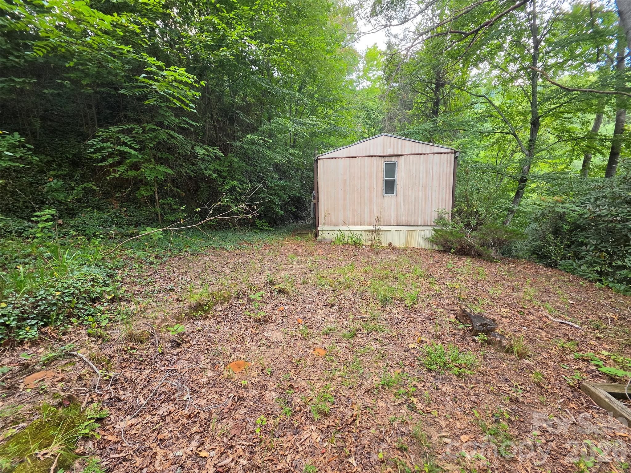 40 Gunches Dirt Road — Candler
