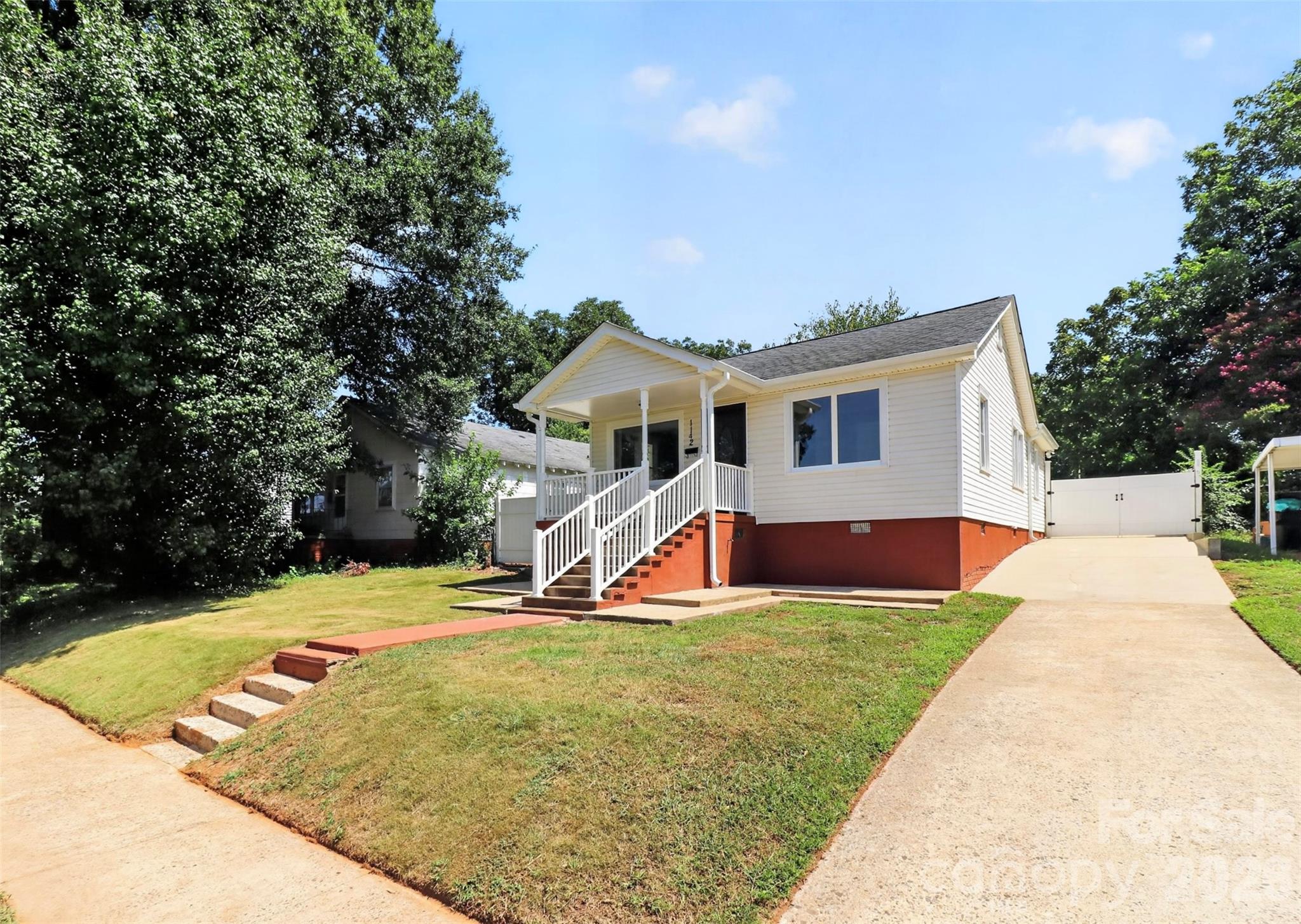 1142 Eisenhower Road — Rock Hill