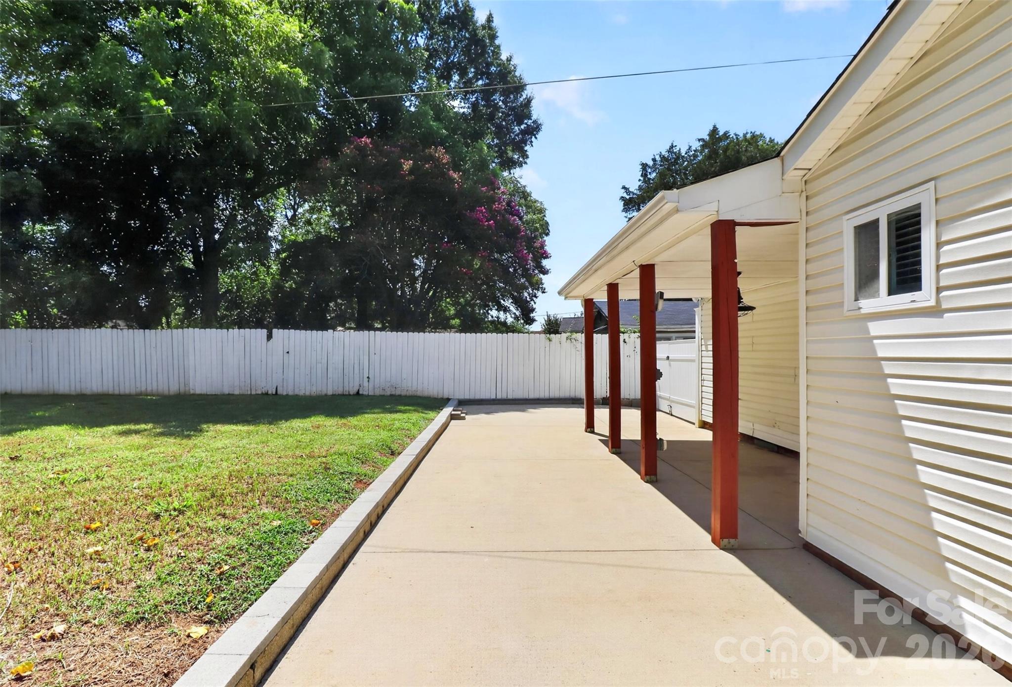 1142 Eisenhower Road — Rock Hill