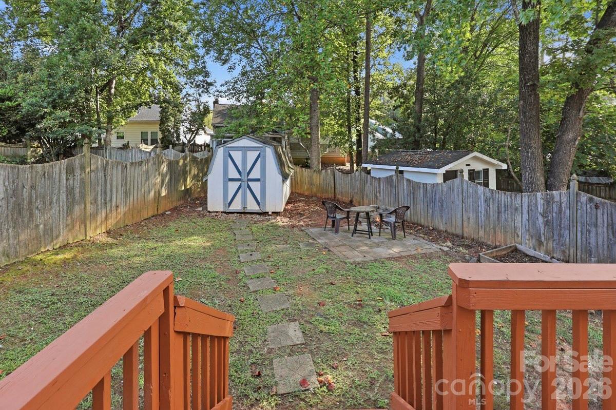 14230 Quartz Lane — Pineville