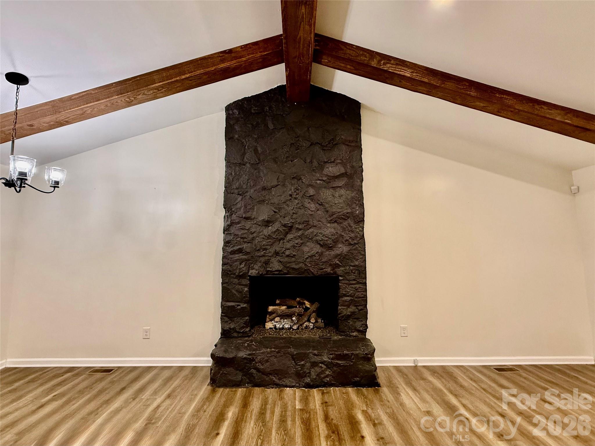 2213 Balmy Court — Lancaster