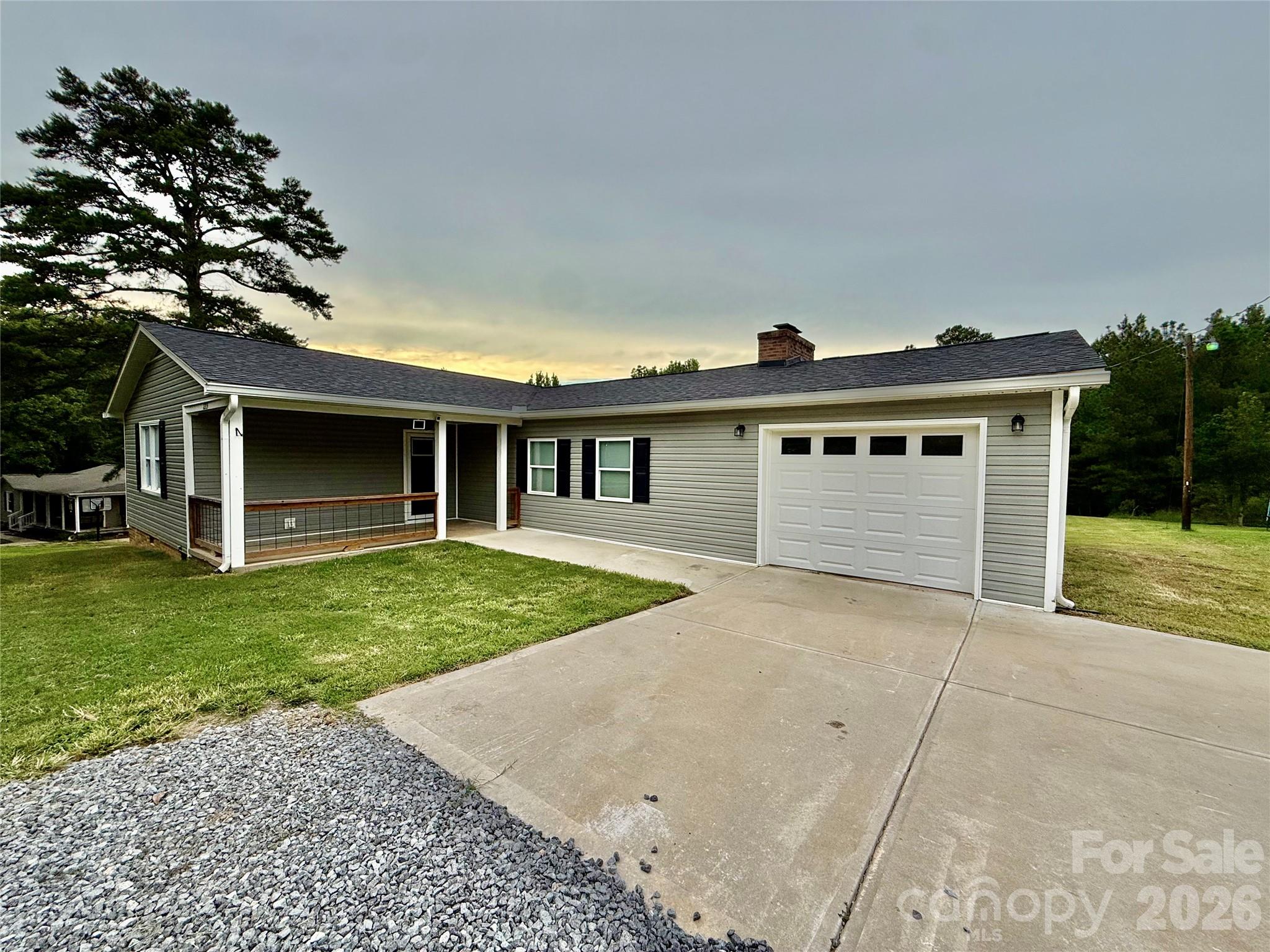 2213 Balmy Court — Lancaster